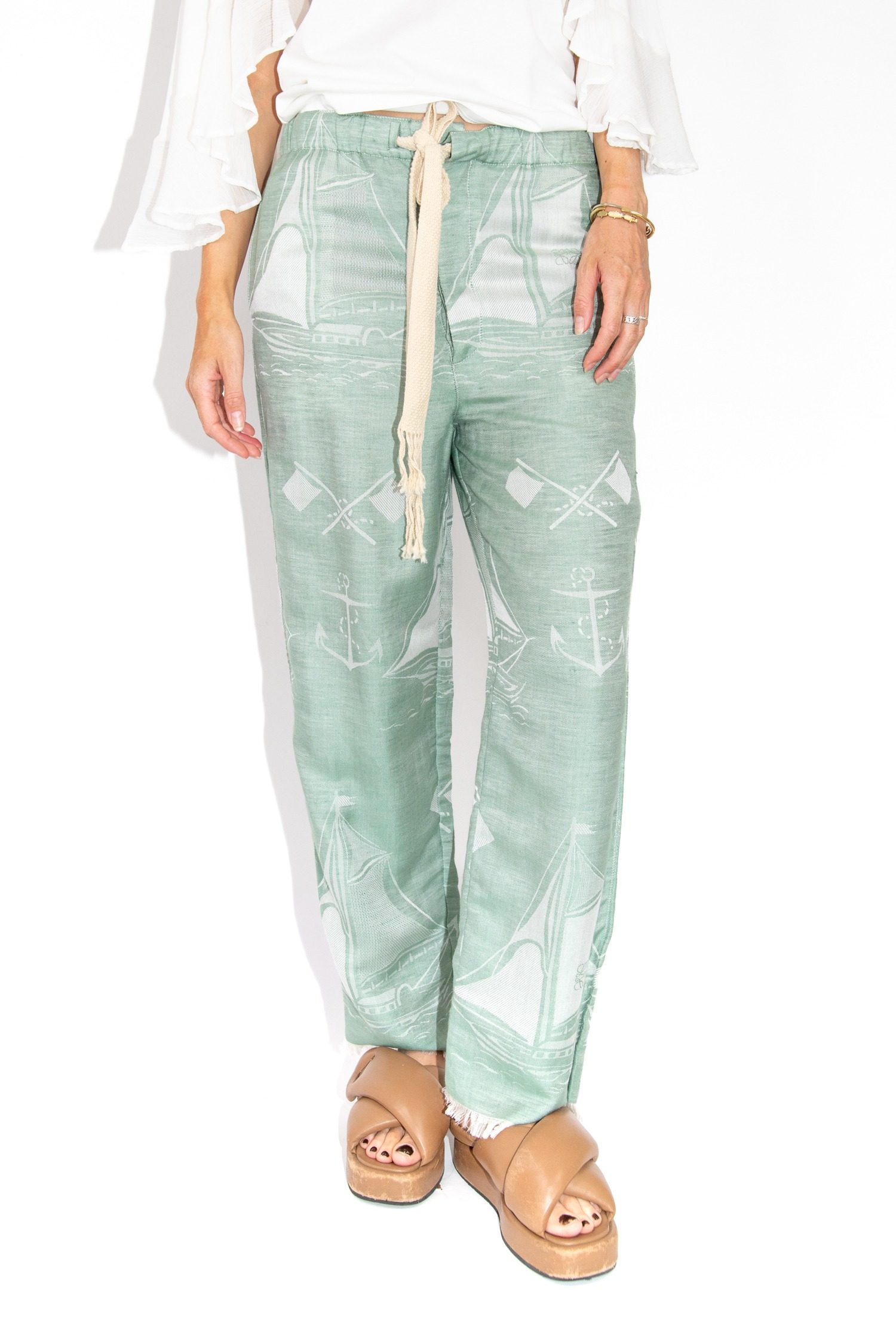 Thumbnail of http://Loewe%20Hose%20mit%20Maritimen%20Muster%20in%20Mint%20und%20Beige