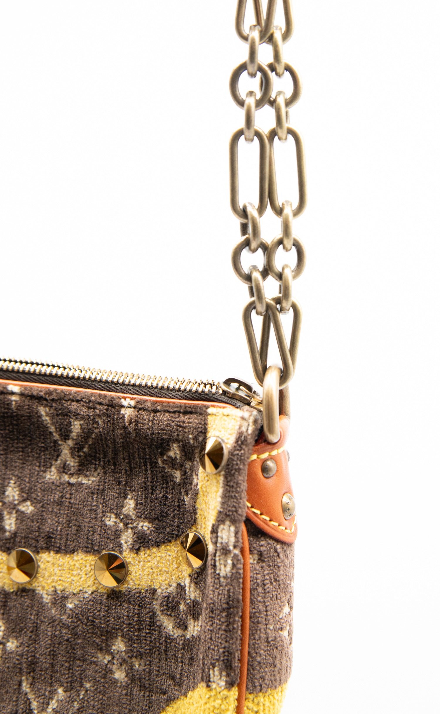 Thumbnail of http://Louis%20Vuitton%20Trompe%20L'oeil%20Handtasche%20in%20Dunkelbraun%20und%20Gelb