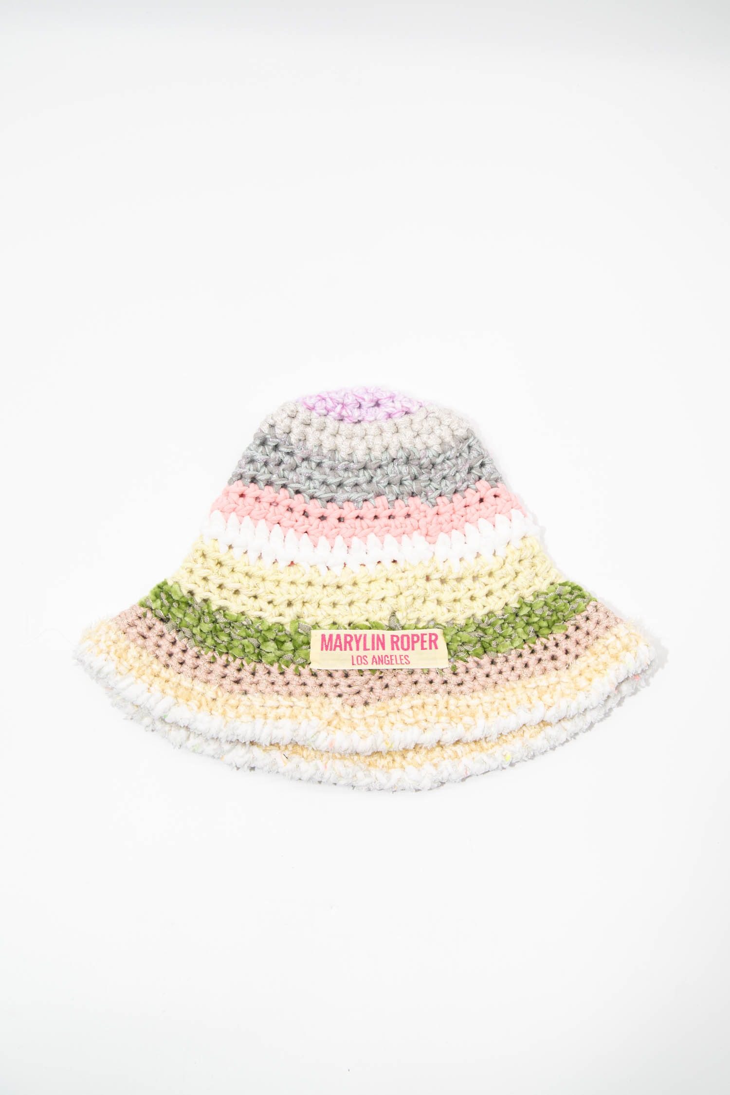 Thumbnail of http://Marylin%20Roper%20Crochet%20Bucket%20Hat%20in%20Weiß%20und%20Bunt