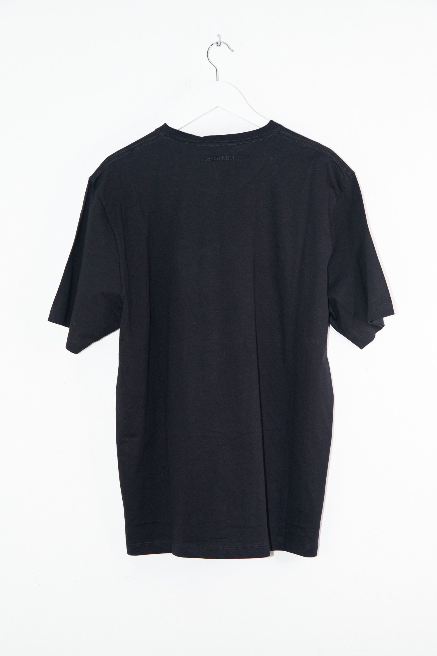 Thumbnail of http://Alexander%20McQueen%20Oversized%20T-Shirt%20in%20Schwarz%20und%20Weiß