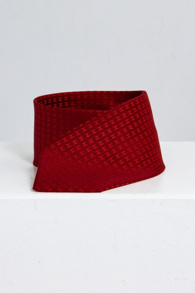 Hermès rot gemusterte Krawatte aus Seide