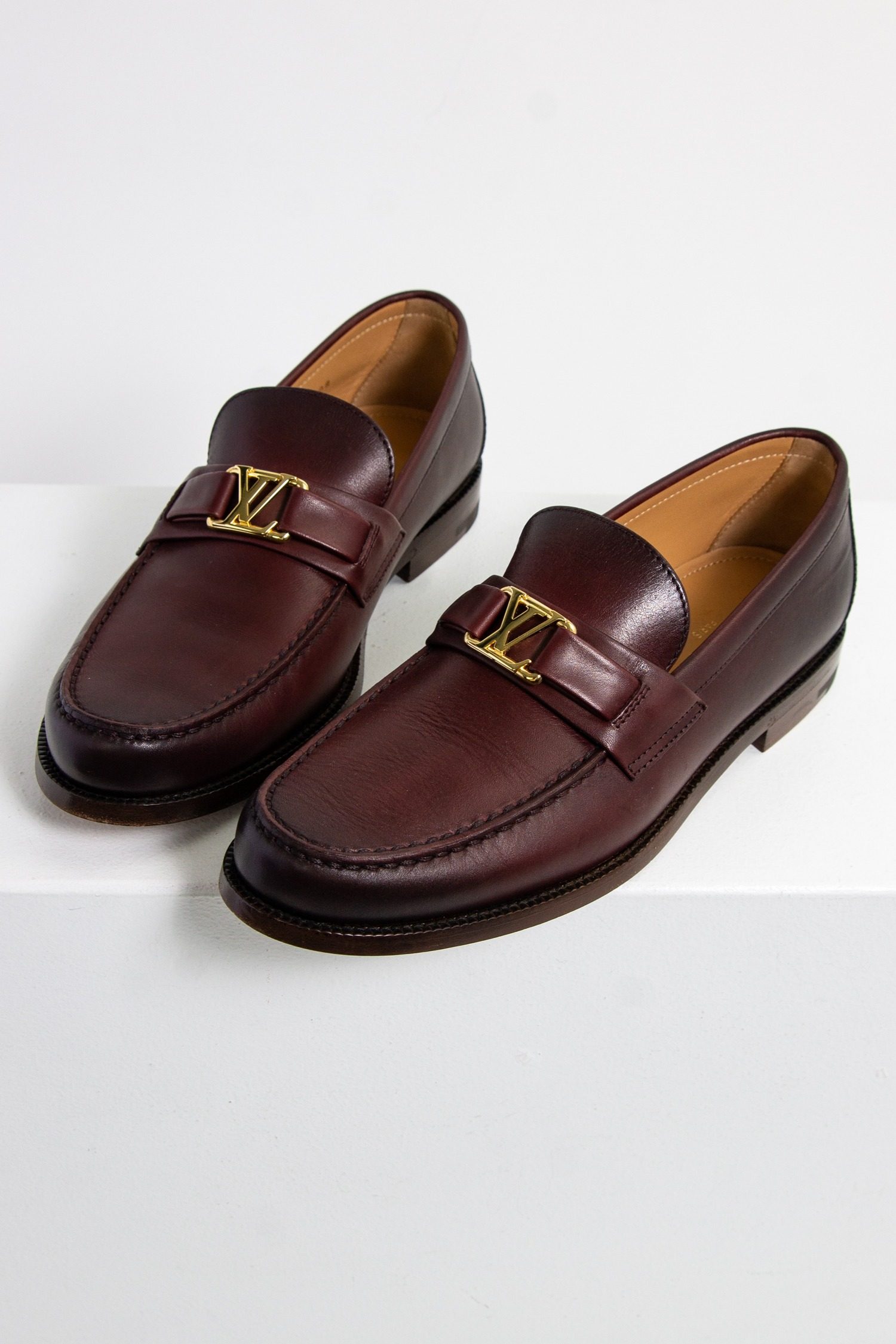 Thumbnail of http://Louis%20Vuitton%20College%20Slipper%20mit%20LV%20Signature%20Schnalle