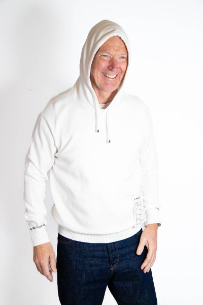 Amaranto Strickpullover mit Kapuze in Weiß