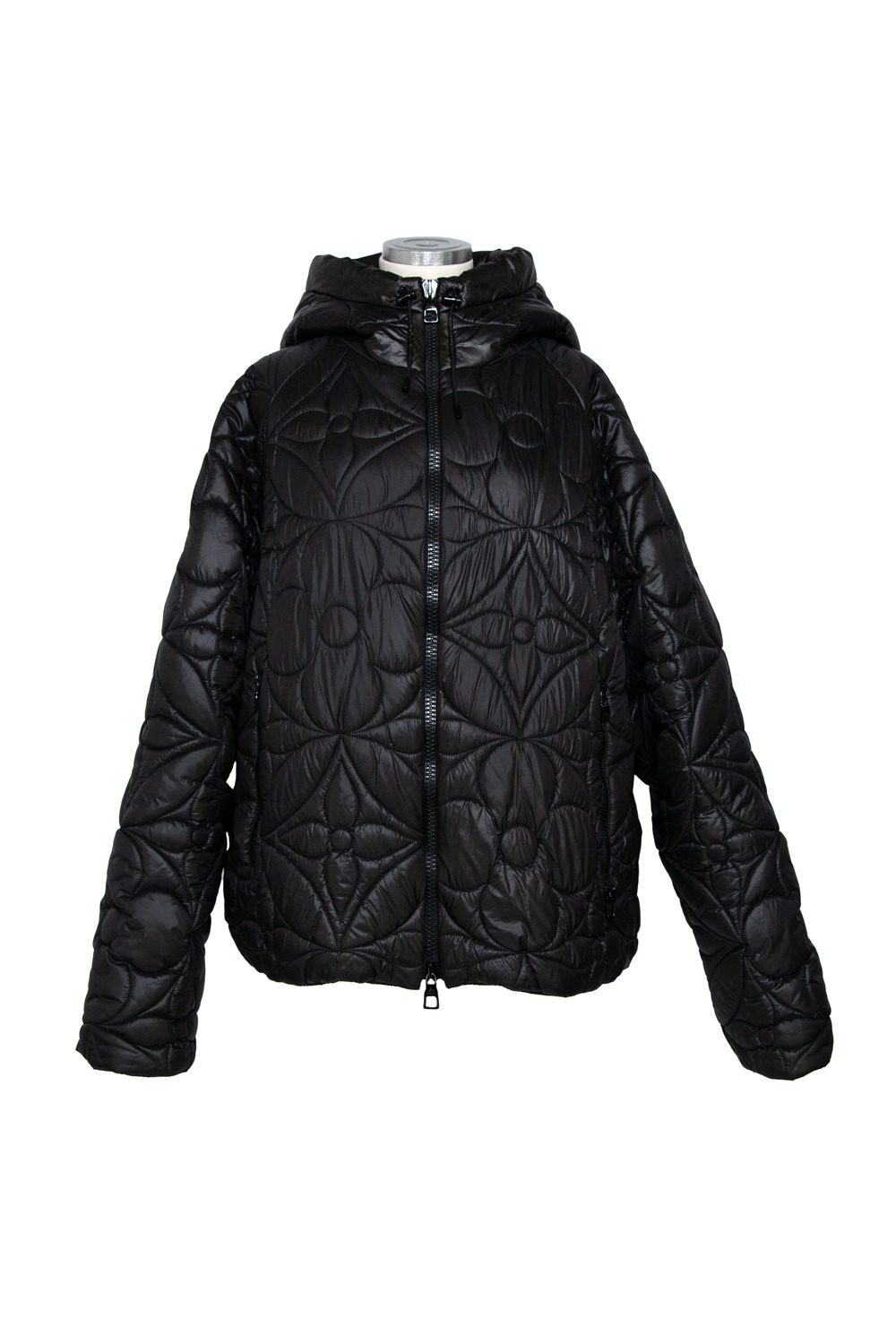 Thumbnail of http://Louis%20Vuitton%20Steppjacke%20mit%20Monogram-Blüten%20in%20Schwarz