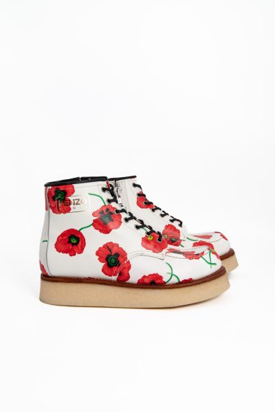 Kenzo Chunky Boots mit Blumen in Weiß und Rot