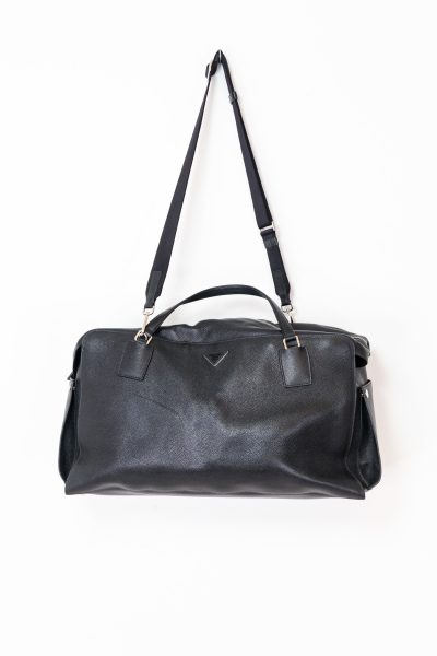Prada Reisetasche aus Leder in Schwarz