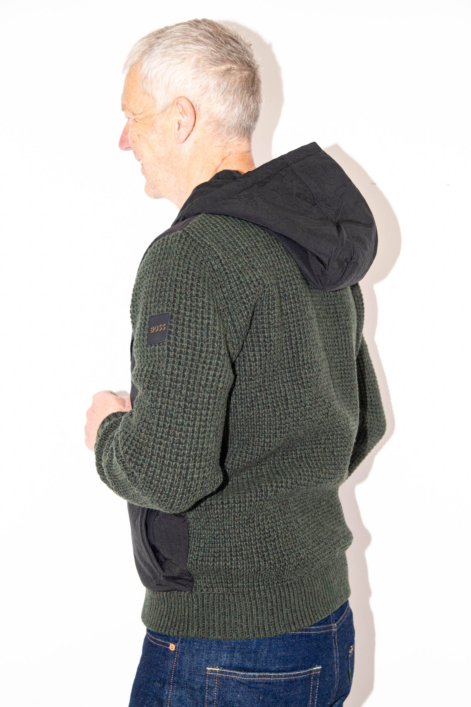 Hugo Boss Strickjacke in Dunkelgrün