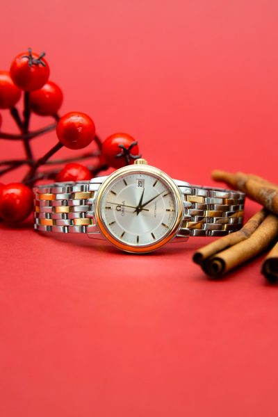 Omega "De Ville" Armbanduhr in Silber und Gold