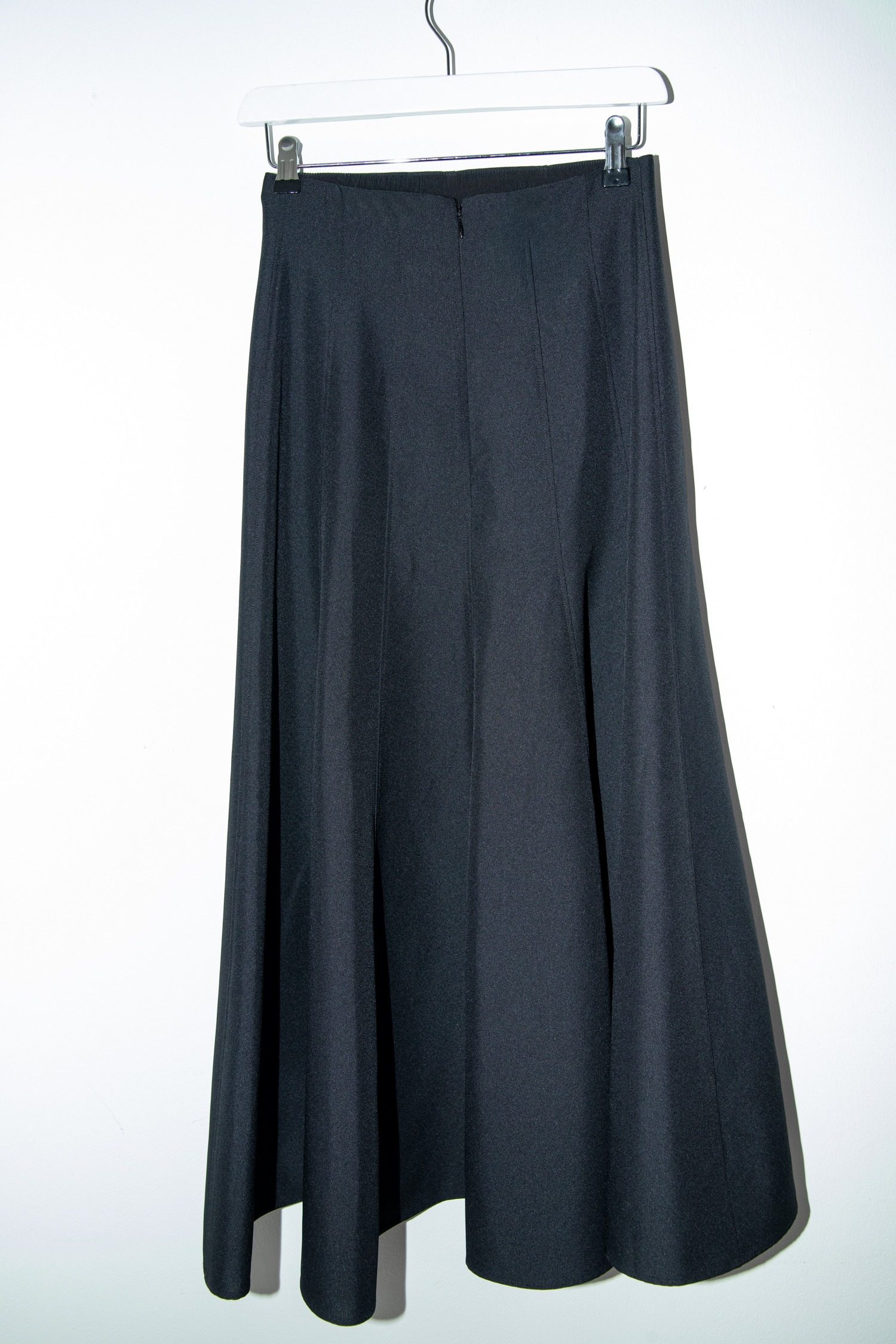 Thumbnail of http://Philosophy%20di%20Lorenzo%20Serafina%20Midirock%20in%20Schwarz