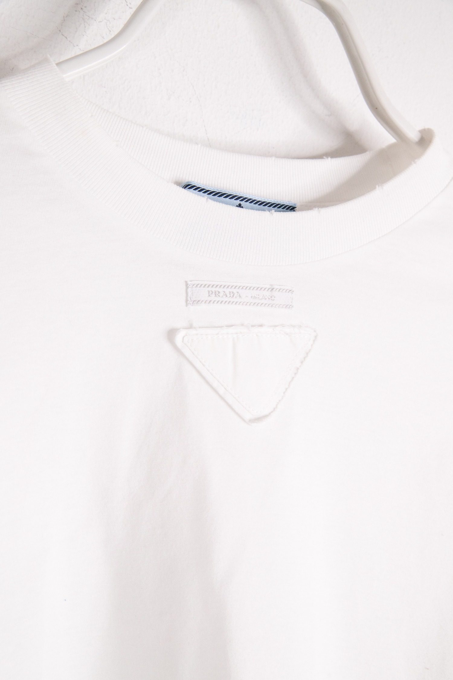 Thumbnail of http://Prada%20T-Shirt%20im%20Used-Look%20in%20Weiß