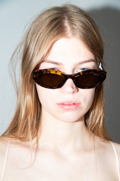 Prada Sonnenbrille in Dunkelbraun und Gold