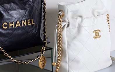 Zeitlos & Elegant: Pre-loved Chanel - Mode, Schmuck & Accessoires