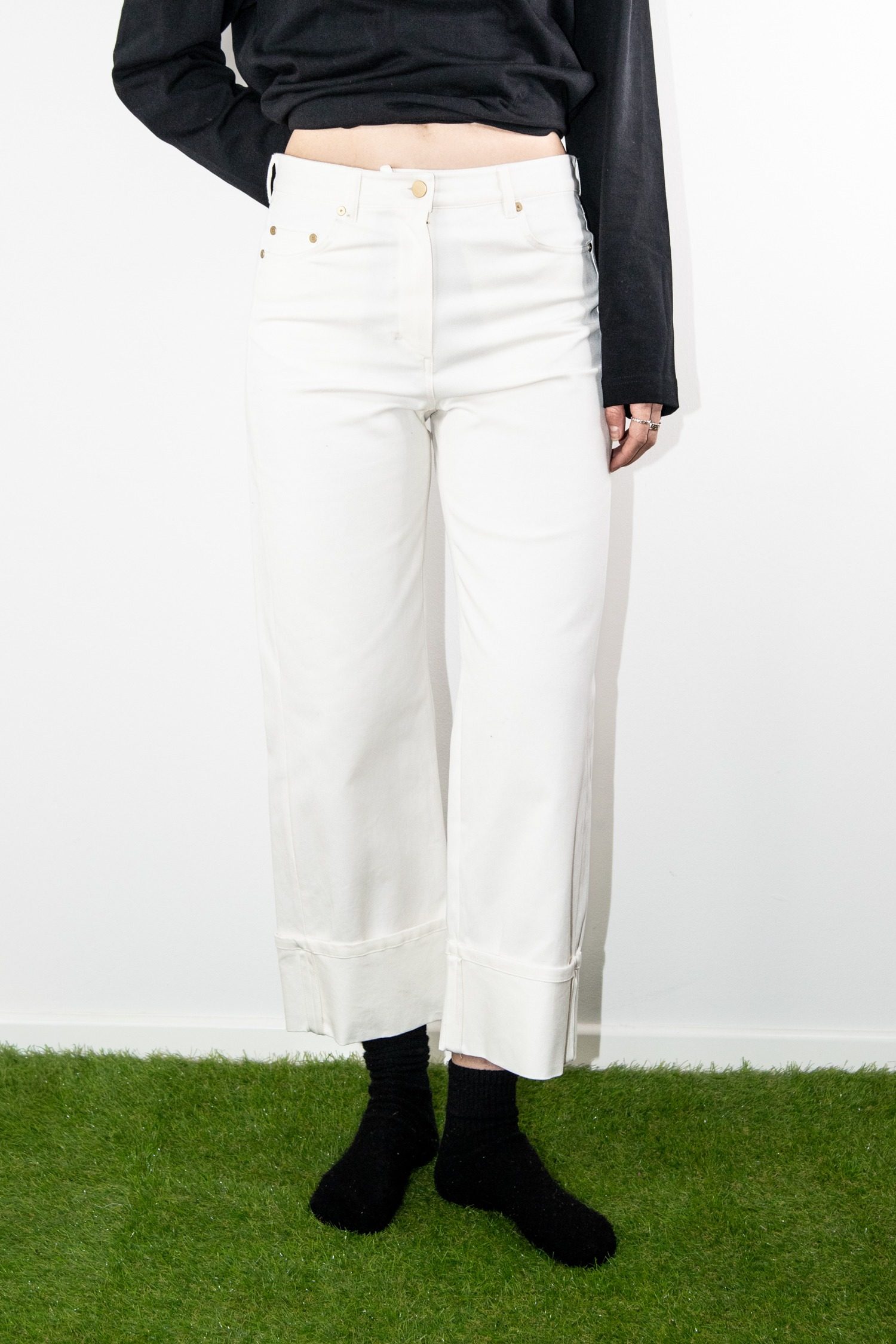 Thumbnail of http://S'Max%20Mara%20Jeans%20in%20Ecru%20und%20Gold