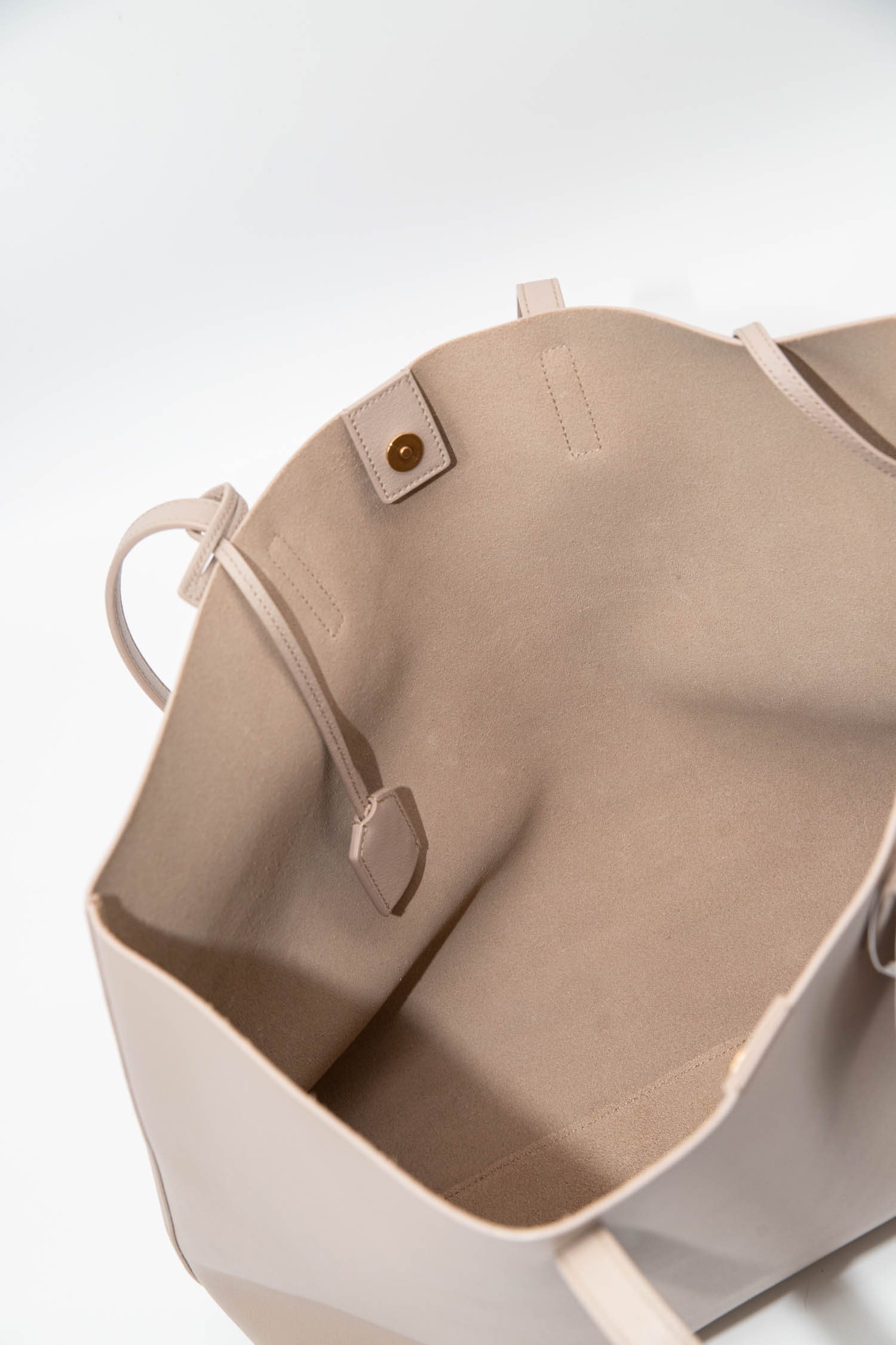 Thumbnail of http://Saint%20Laurent%20Shopper%20in%20Sand