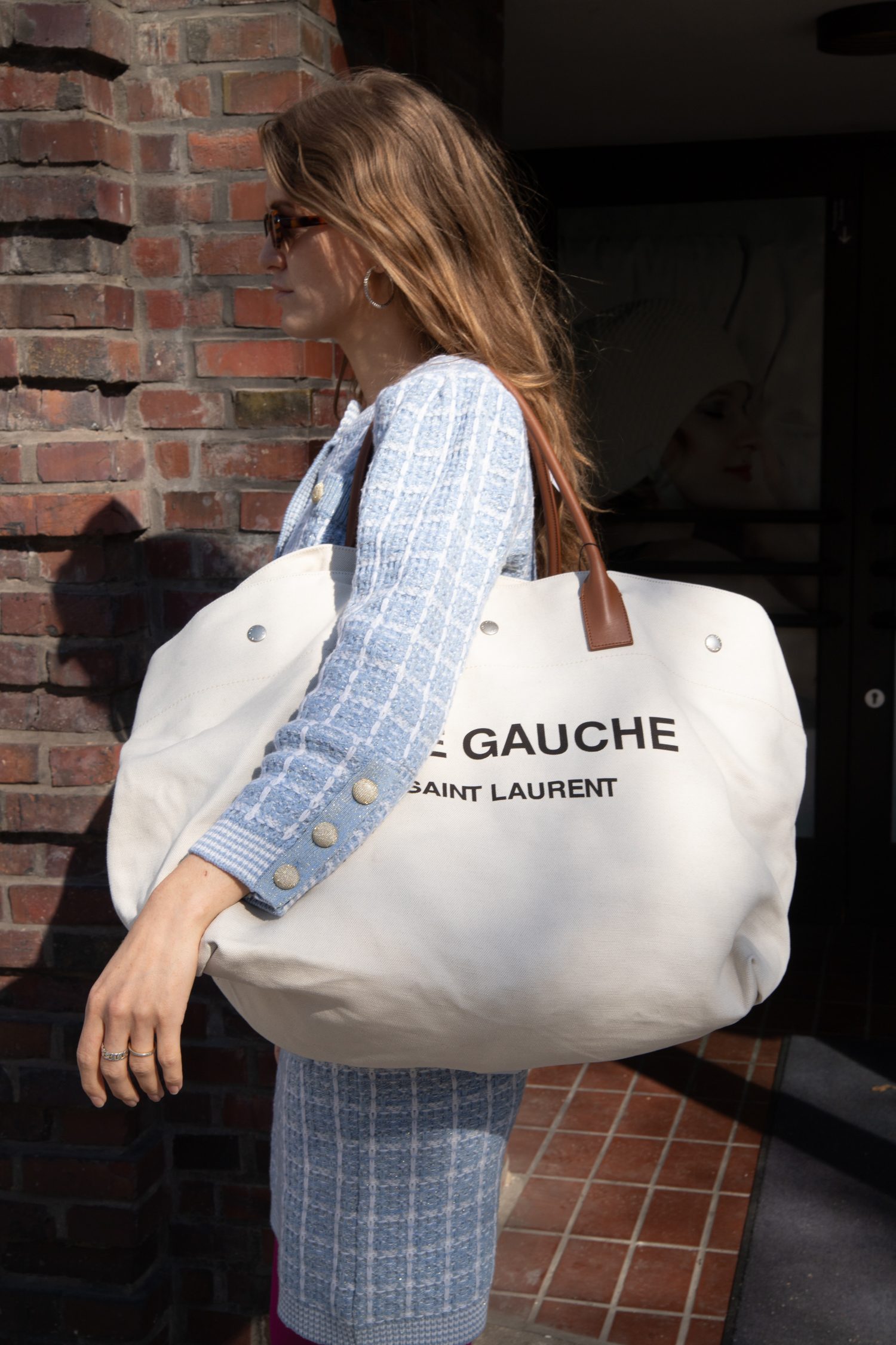 Saint Laurent Rive Gauche Maxi Shopper in Natur und Braun