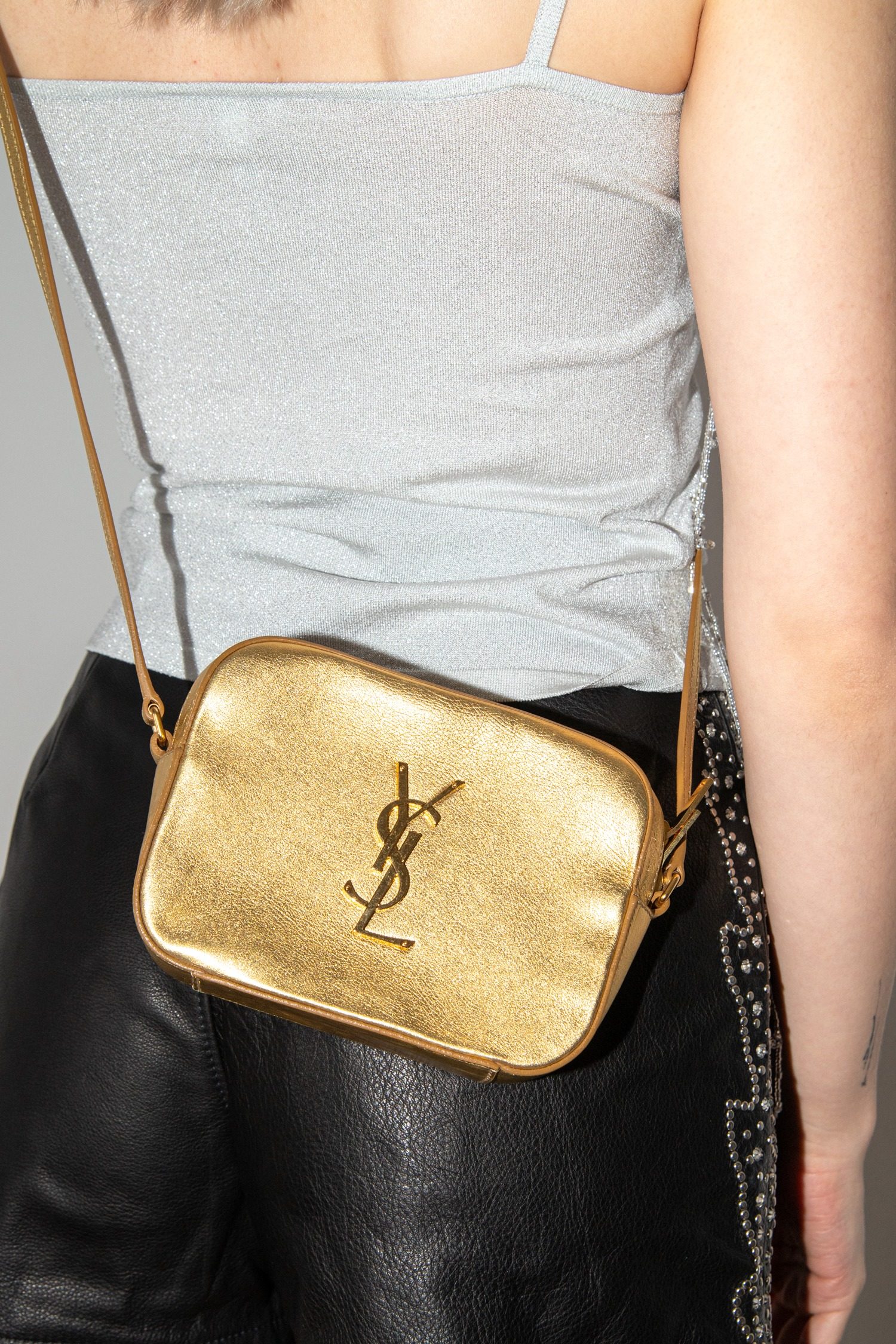 Thumbnail of http://Saint%20Laurent%20Classic%20Camera%20Bag%20Umhängetasche%20in%20Gold