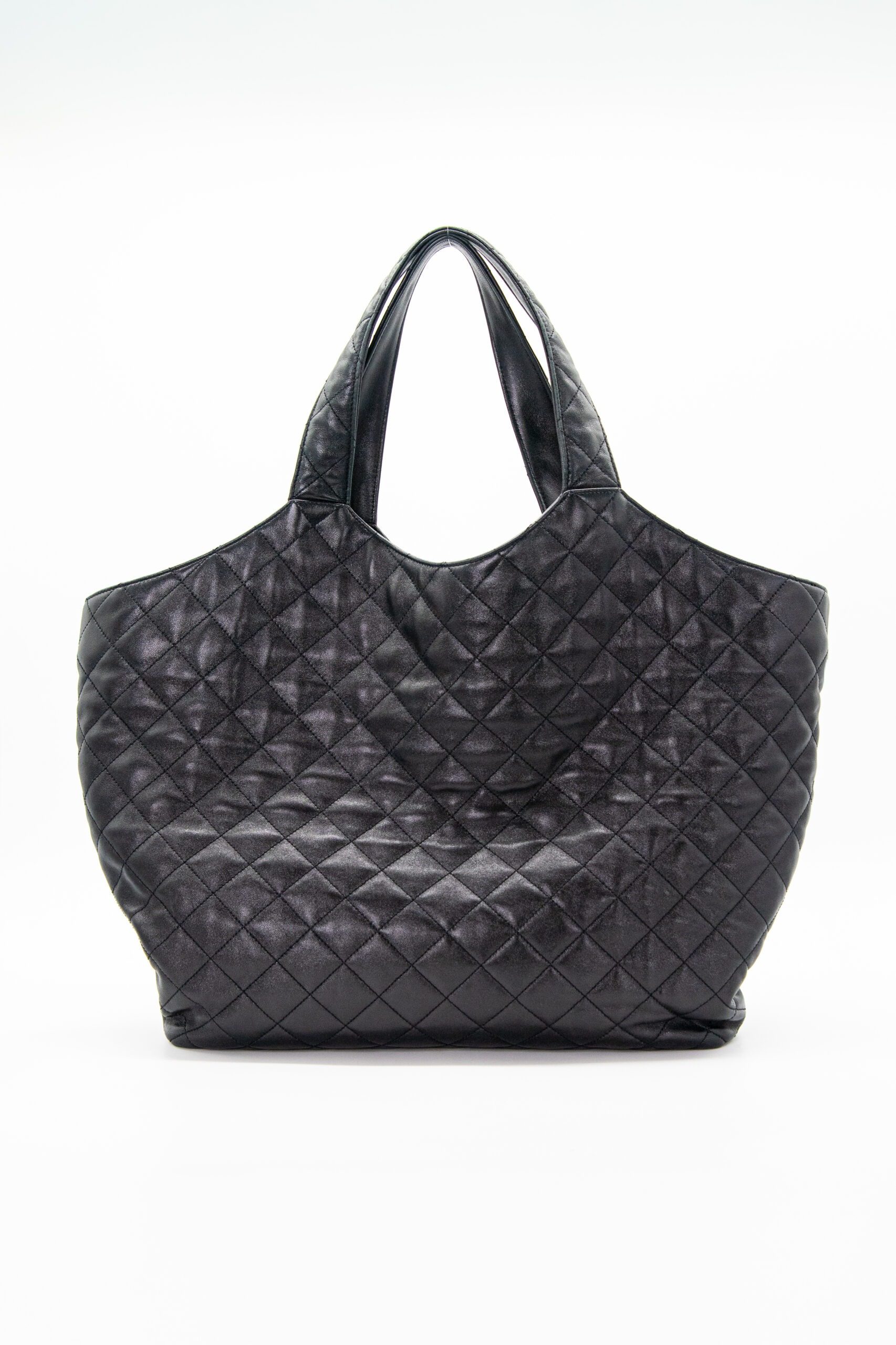 Thumbnail of http://Saint%20Laurent%20Icare%20Maxi%20Shopper%20in%20Schwarz%20und%20Gold