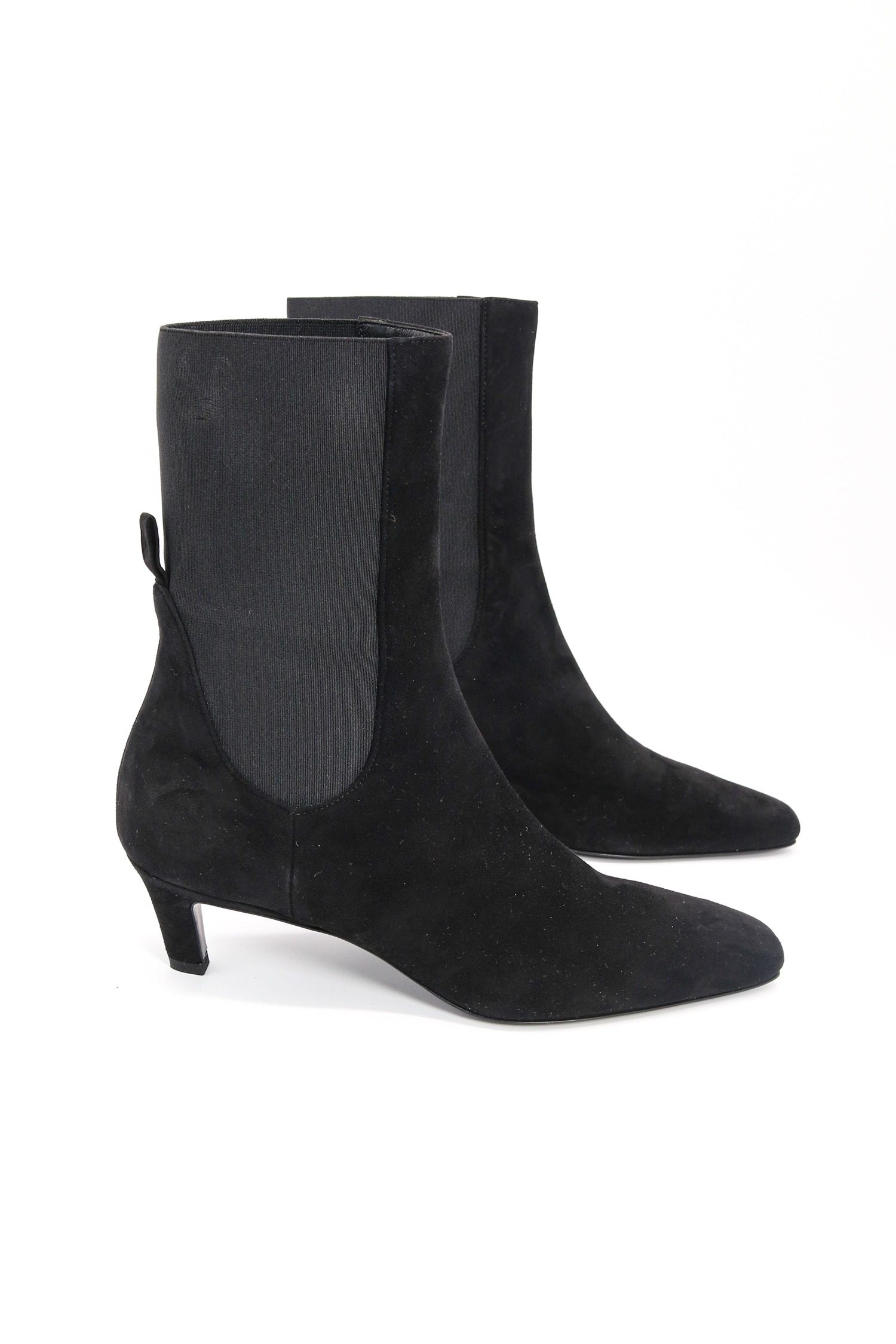 Thumbnail of http://Toteme%20Veloursleder%20Stiefeletten%20in%20Schwarz