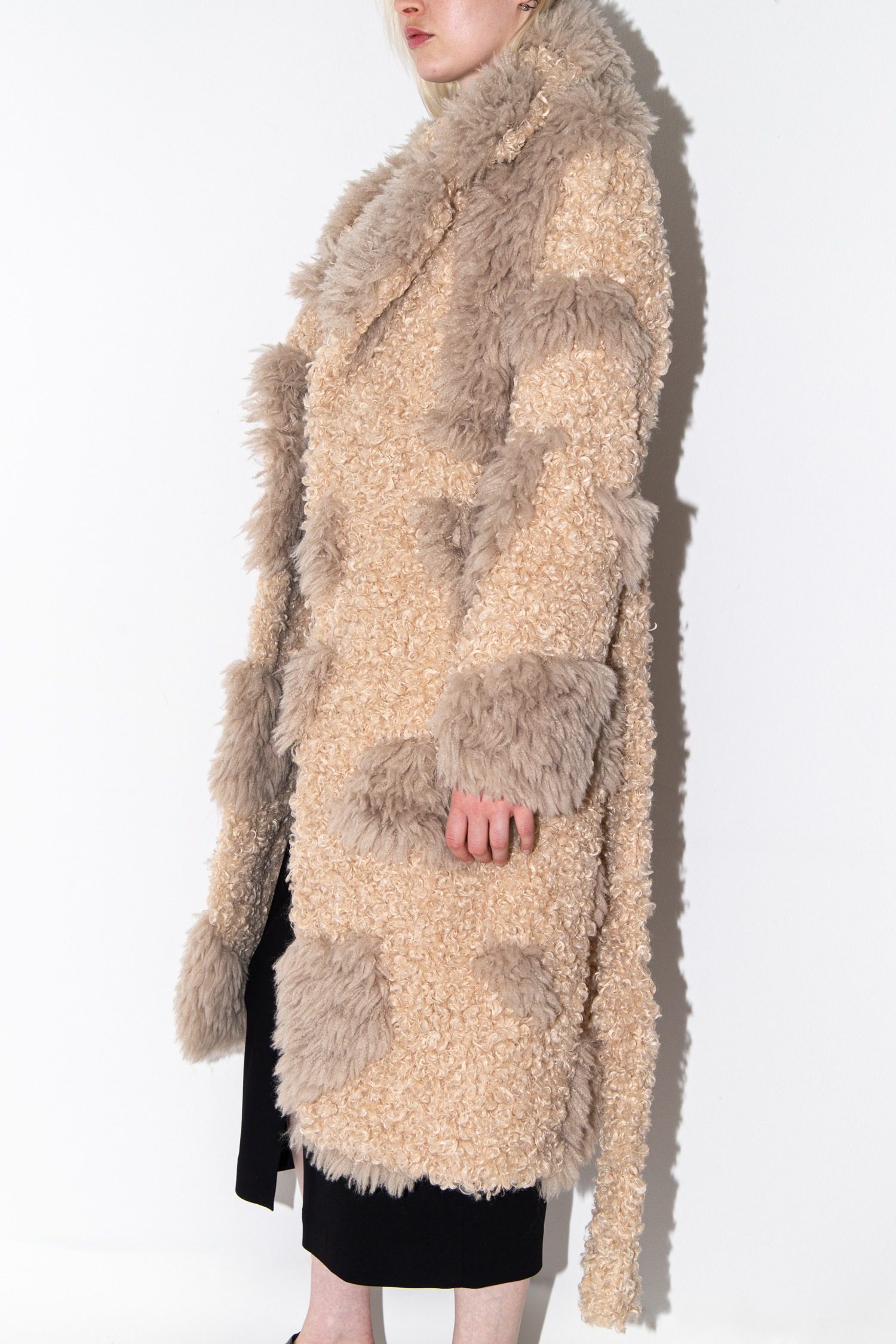 Thumbnail of http://Stella%20McCartney%20unregelmäßiger%20Fellmantel%20Fakefur%20in%20Beige
