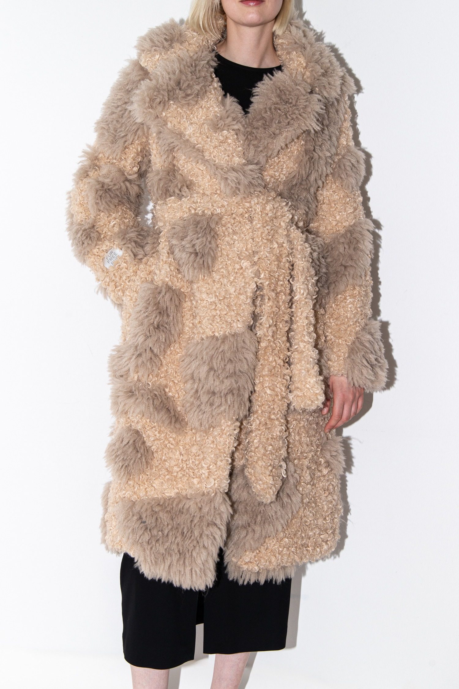 Thumbnail of http://Stella%20McCartney%20unregelmäßiger%20Fellmantel%20Fakefur%20in%20Beige