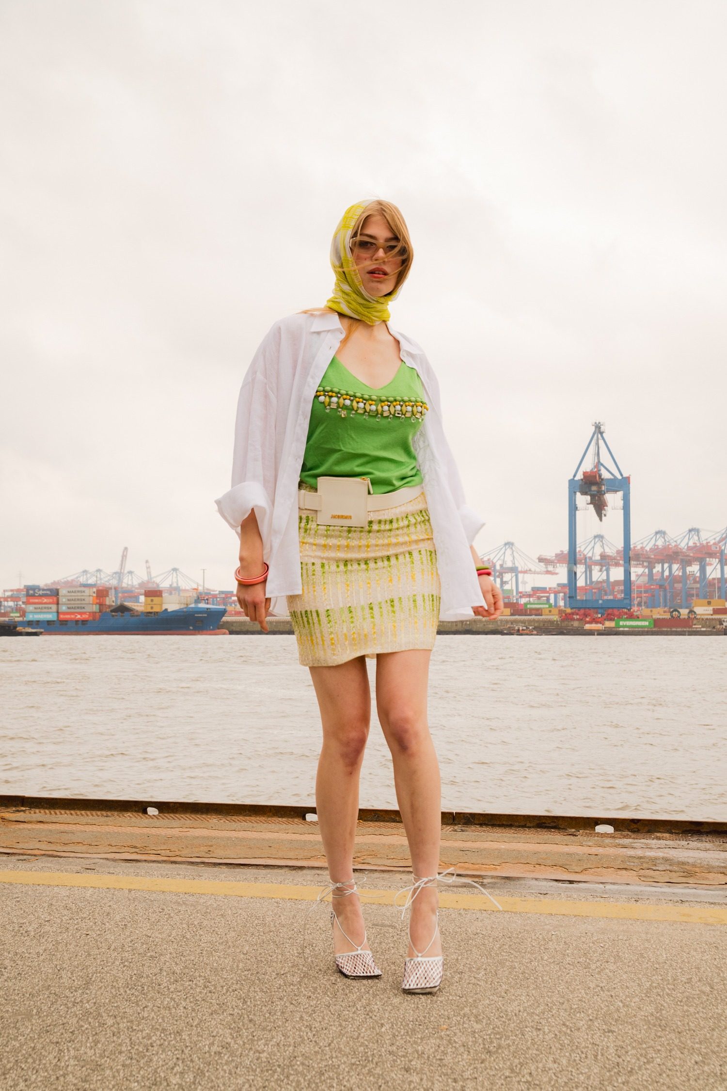 Thumbnail of http://Jacquemus%20La%20Ceinture%20Carrée%20Gürtel%20in%20Weiß%20und%20Gold