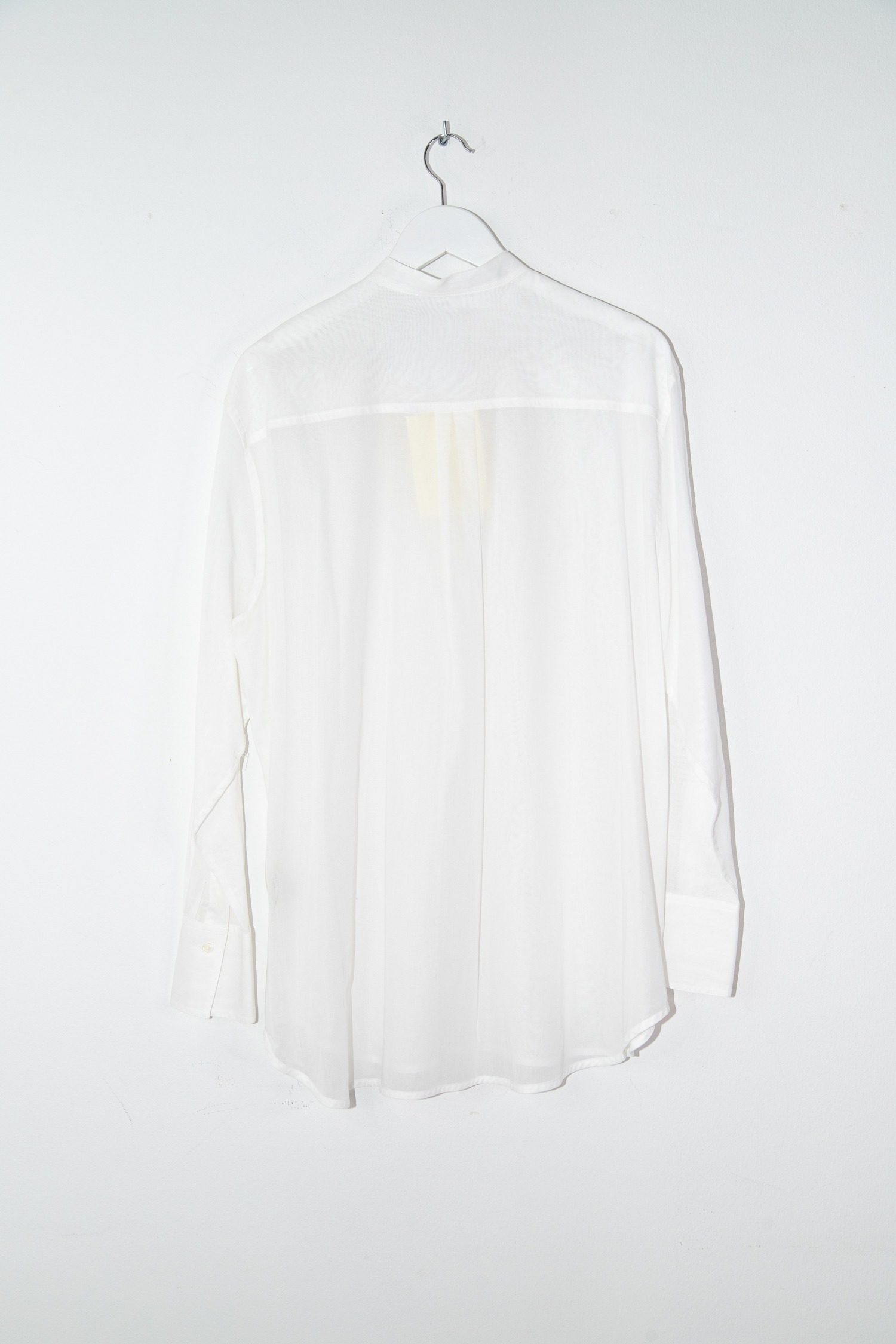 Thumbnail of http://TOTEME%20Bluse%20mit%20Fransendetail%20in%20Weiß