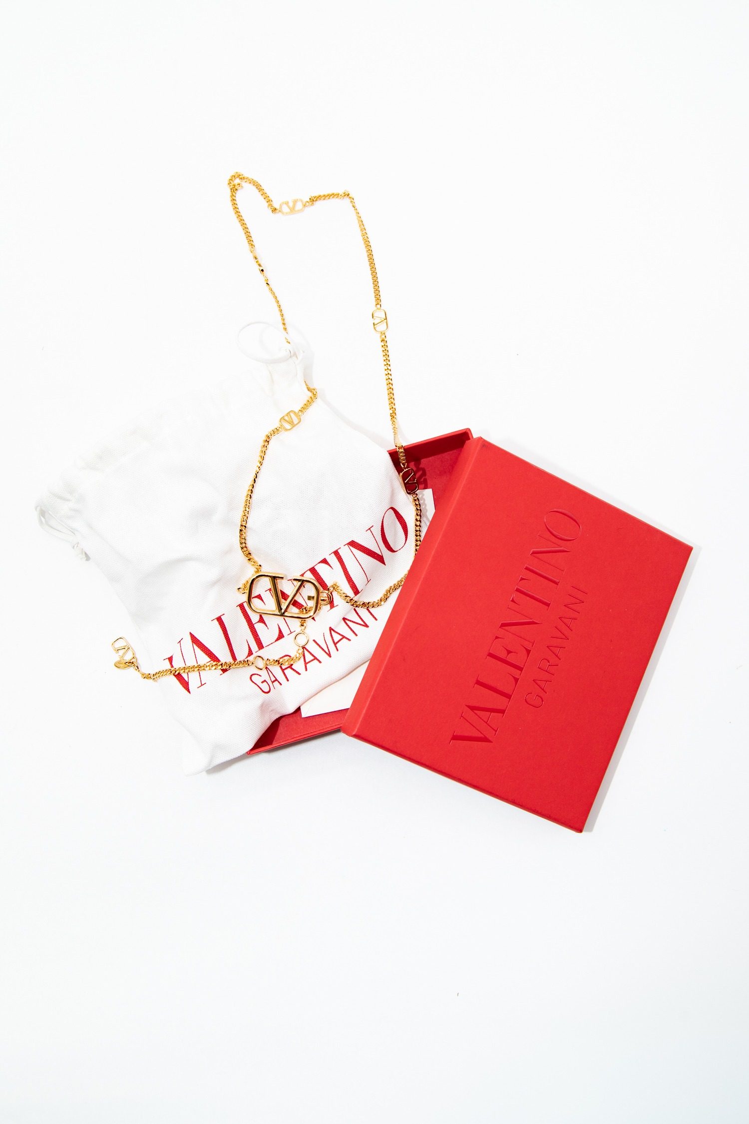 Thumbnail of http://Valentino%20Kettengürtel%20in%20Gold