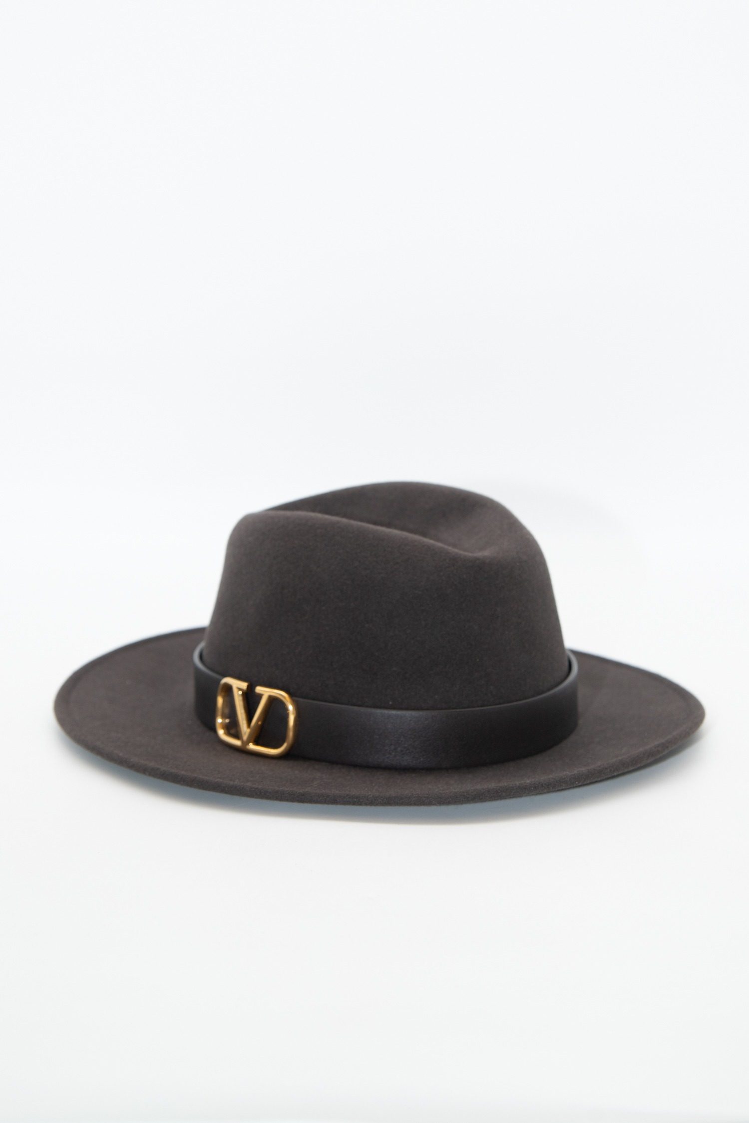 Thumbnail of http://Valentino%20Fedora-Hut%20mit%20Logodetail%20in%20Dunkelbraun
