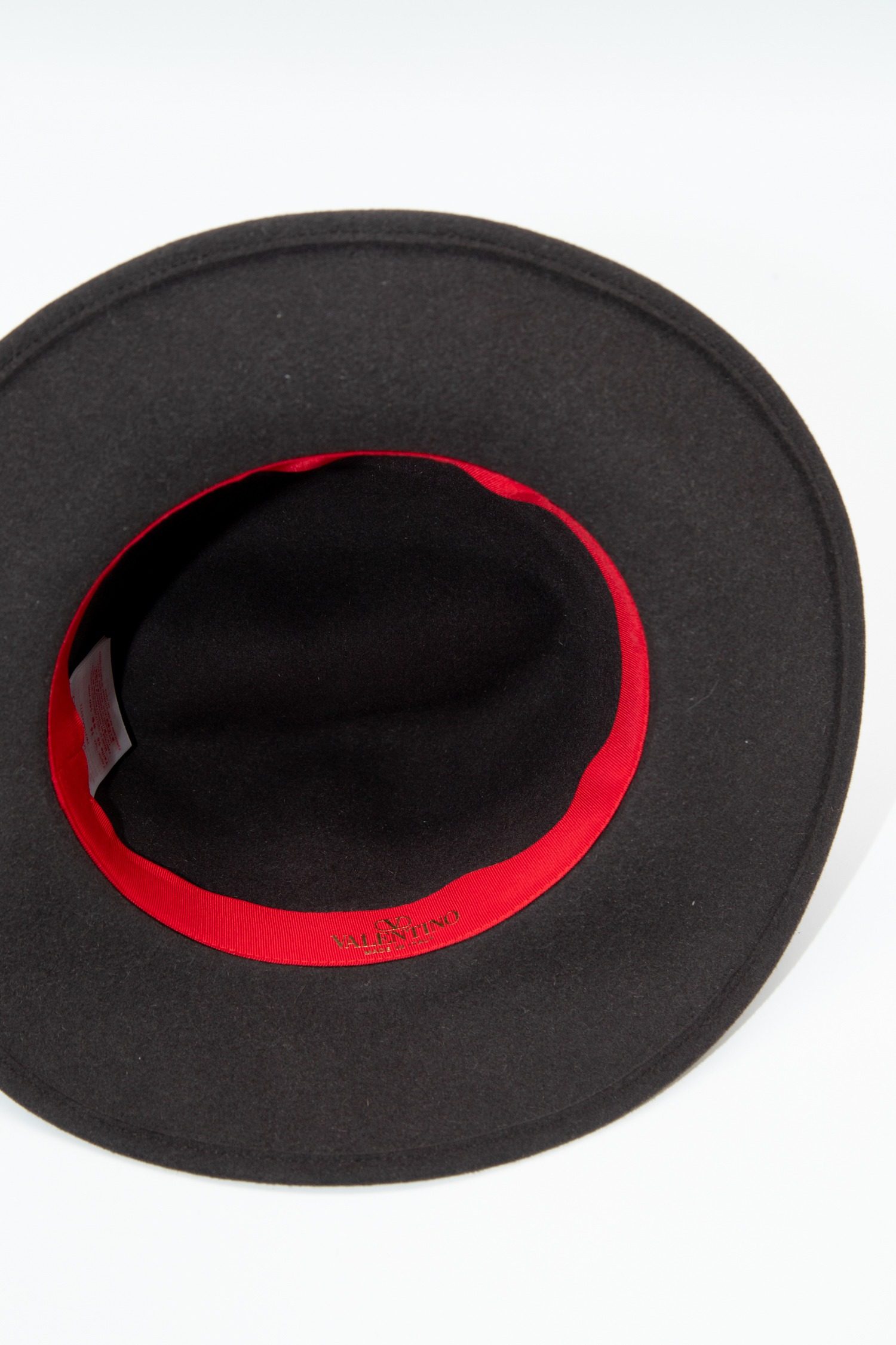 Thumbnail of http://Valentino%20Fedora-Hut%20mit%20Logodetail%20in%20Dunkelbraun