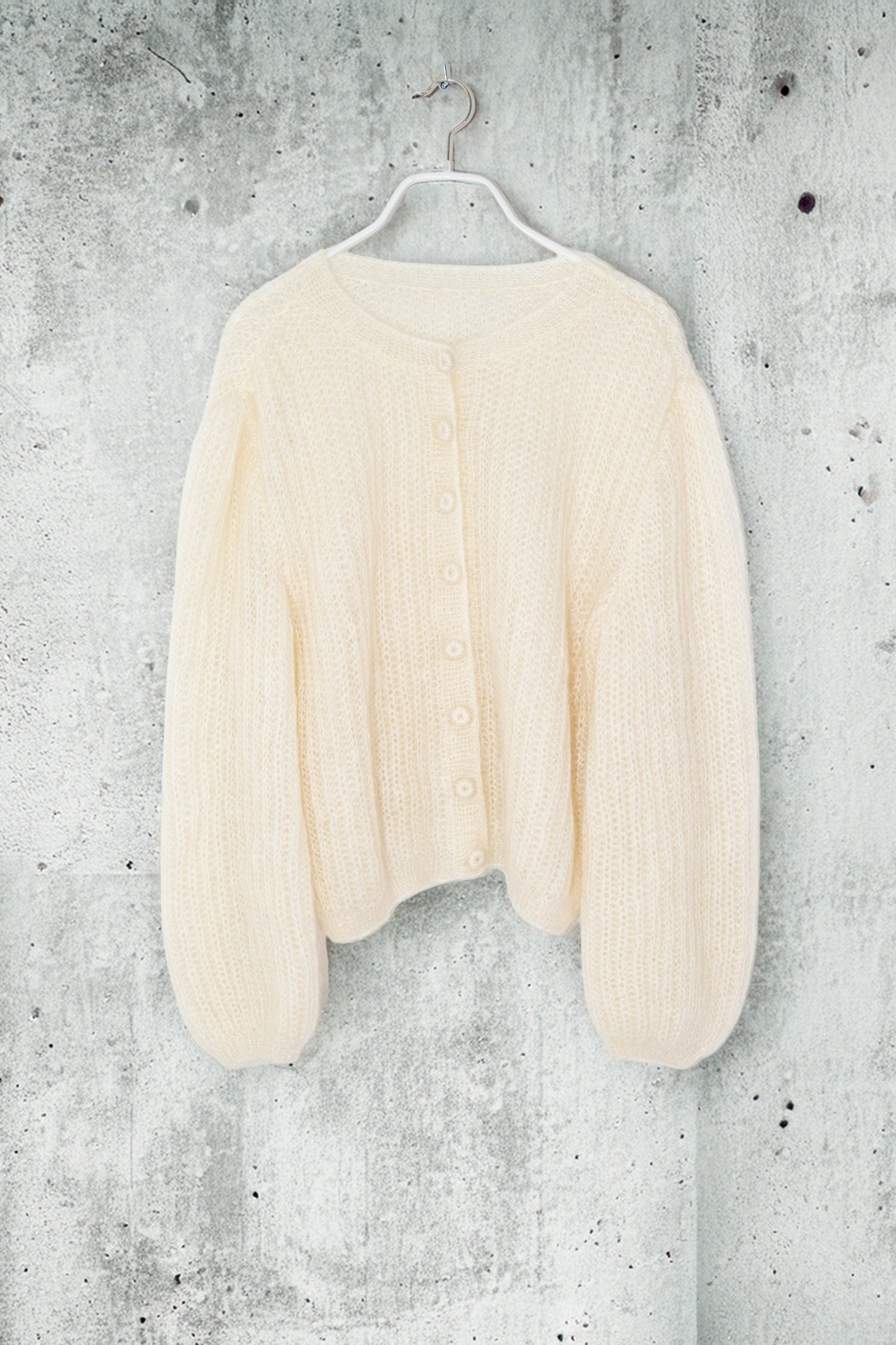 Thumbnail of http://VUUNA%20Strickjacke%20in%20Ecru