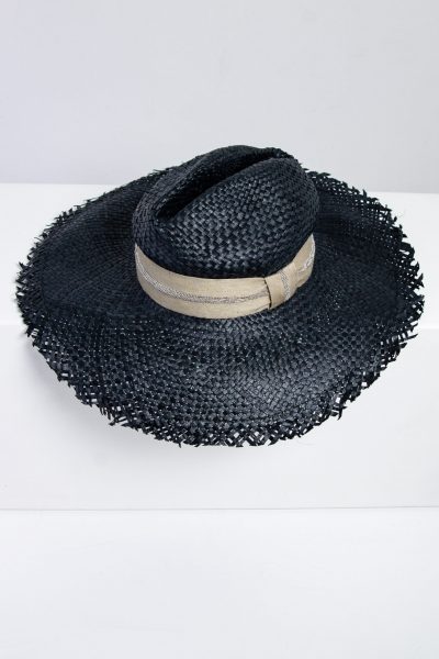 Brunello Cucinelli Strohhut mit Fransenkante und Perlen-Hutband