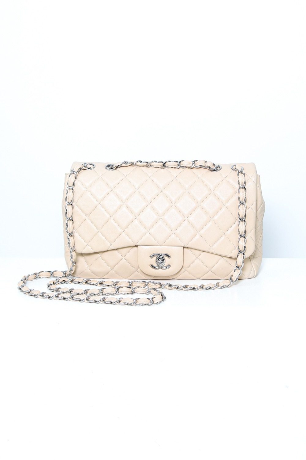 Thumbnail of http://Chanel%20klassische%20Flap%20Bag%20Schultertasche%20in%20Beige