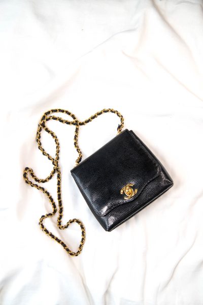 Vintage Chanel kleine Handtasche in Schwarz