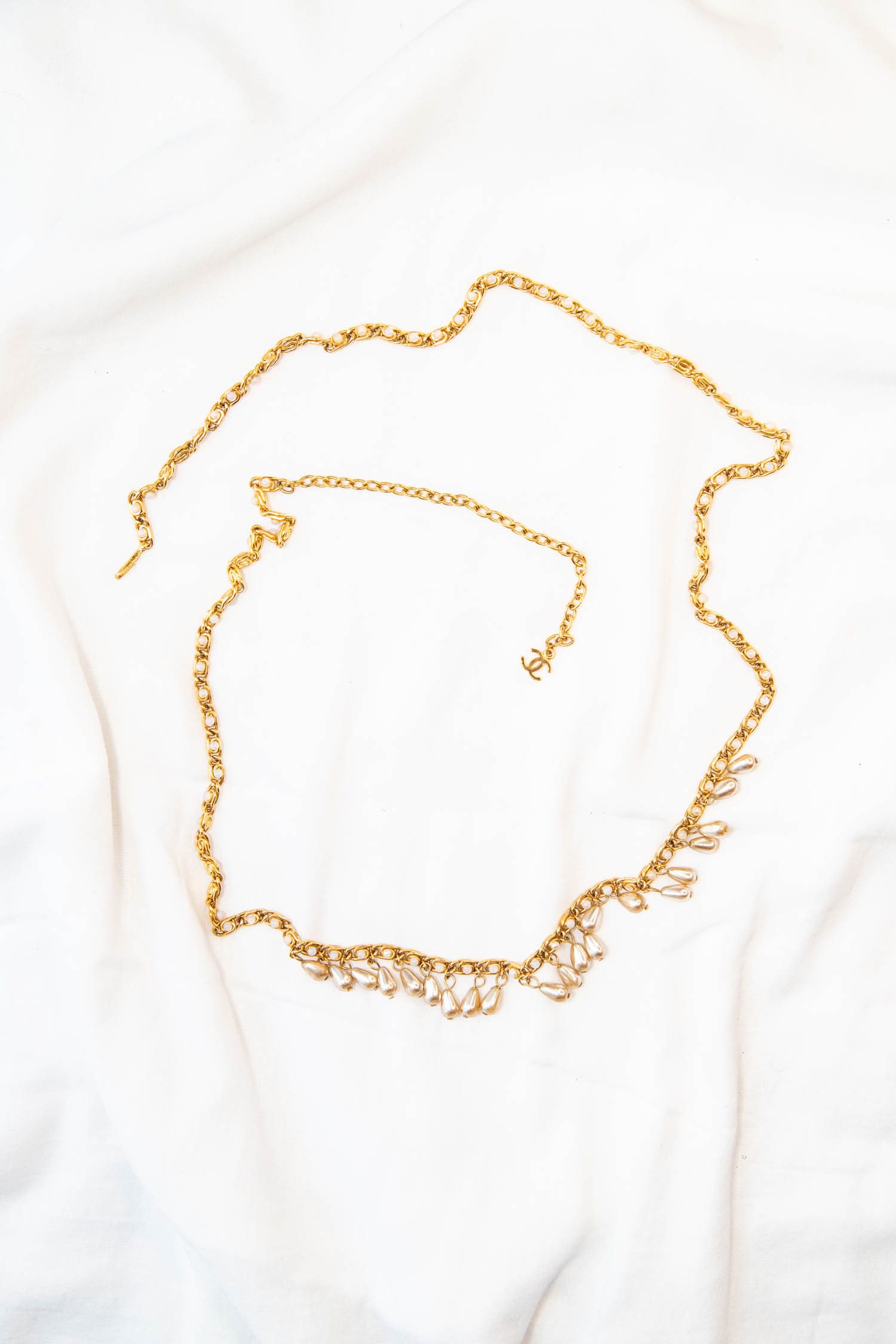 Chanel Vintage Kettengürtel mit Perlen in Gold