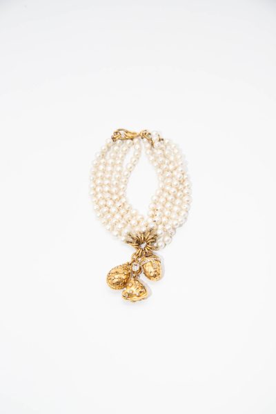 Chanel Vintage kurze Perlenkette mehrgliedrig mit goldenen Anhängern