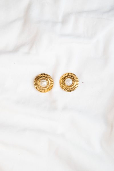 Vintage Chanel Ohrclips mit Perlendetail