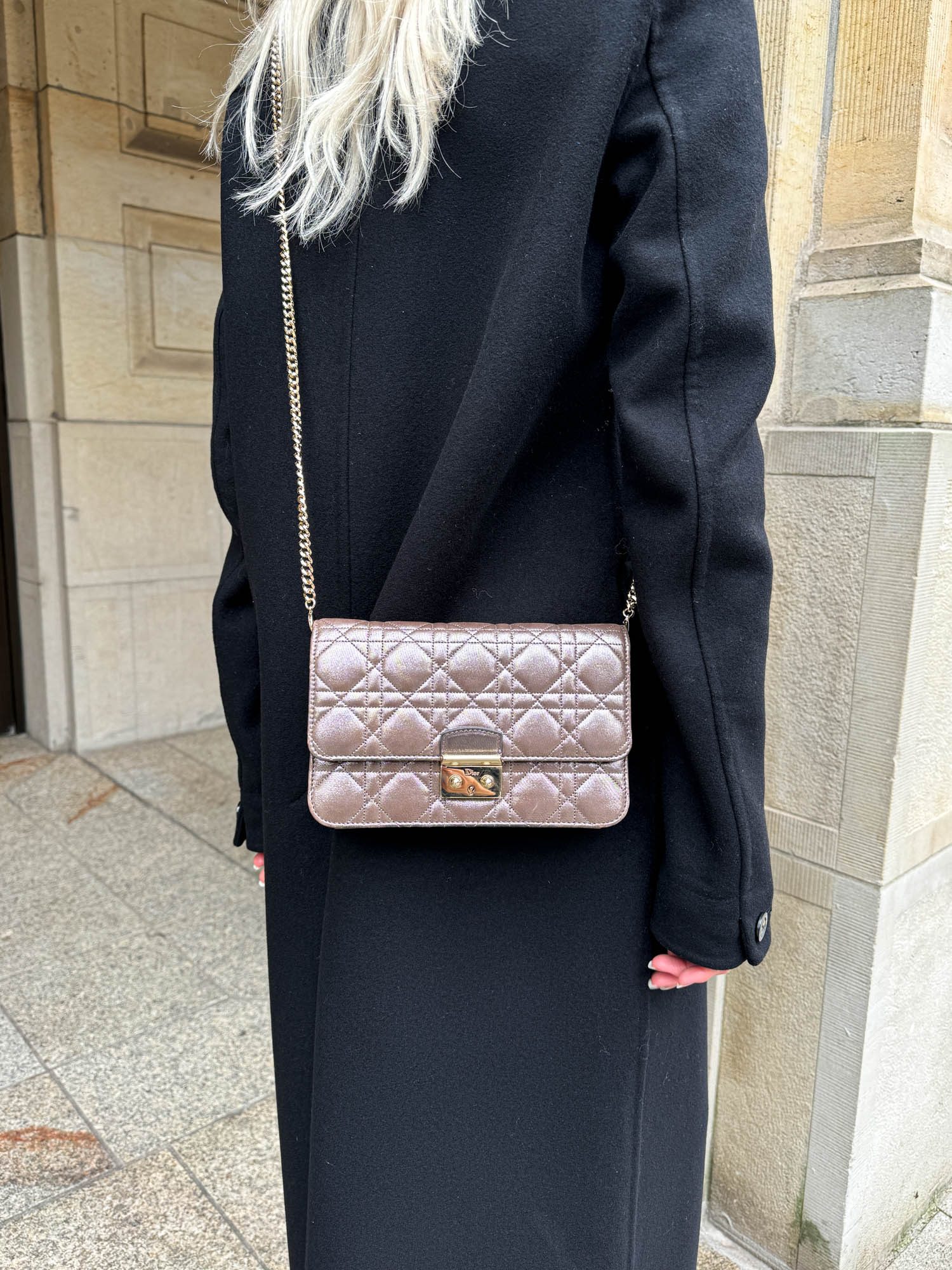 Dior "Miss Dior" Umhängetasche in Kupfer