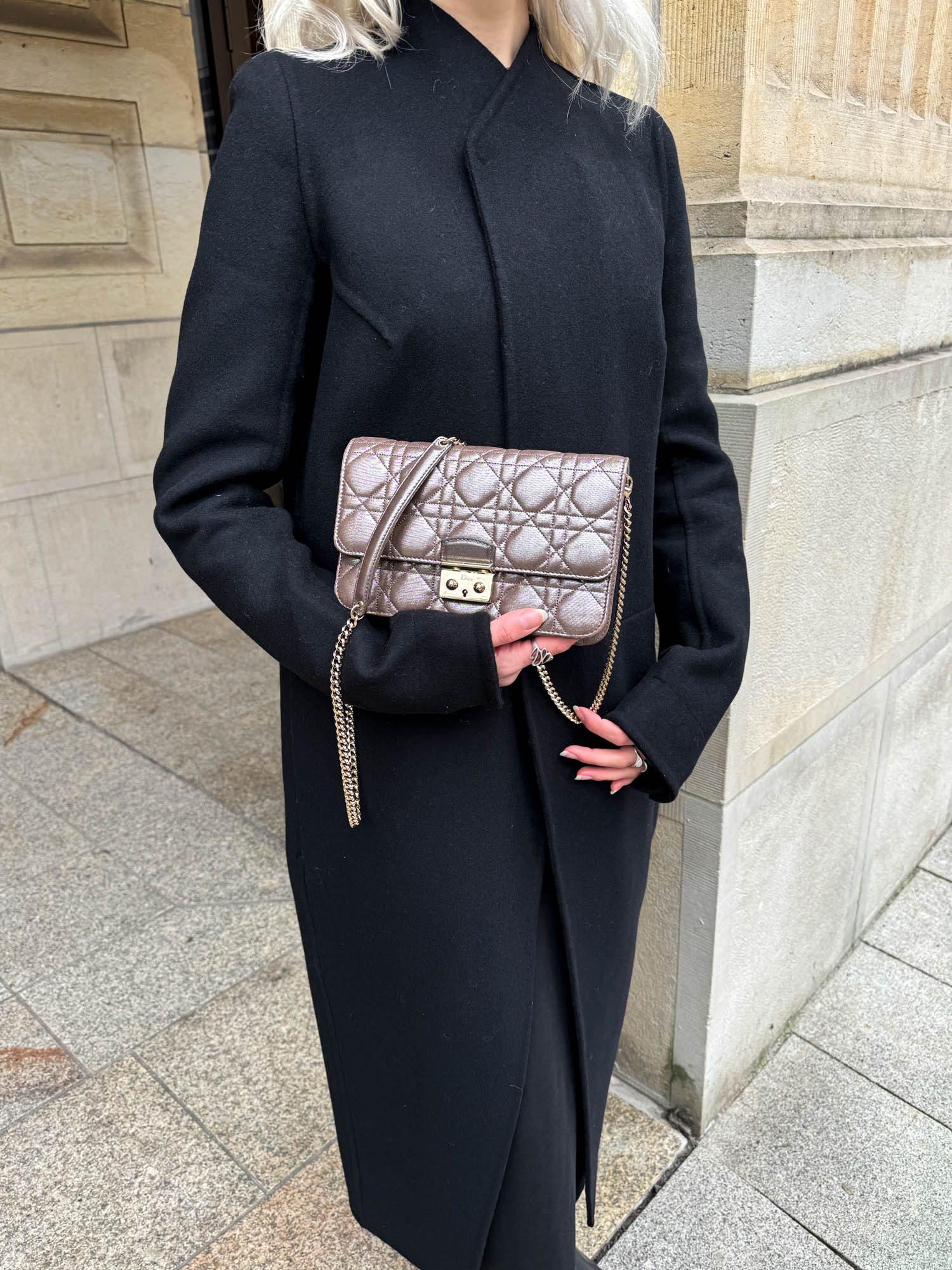 Dior "Miss Dior" Umhängetasche in Kupfer