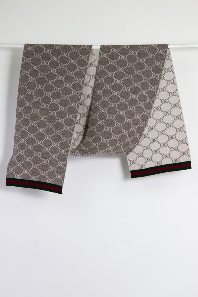 Gucci Schal mit eingestricktem Monogram Muster