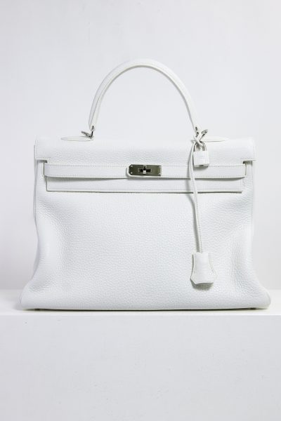 Hermès "Kelly" Bag in Weiß mit silberfarbiger Hardware