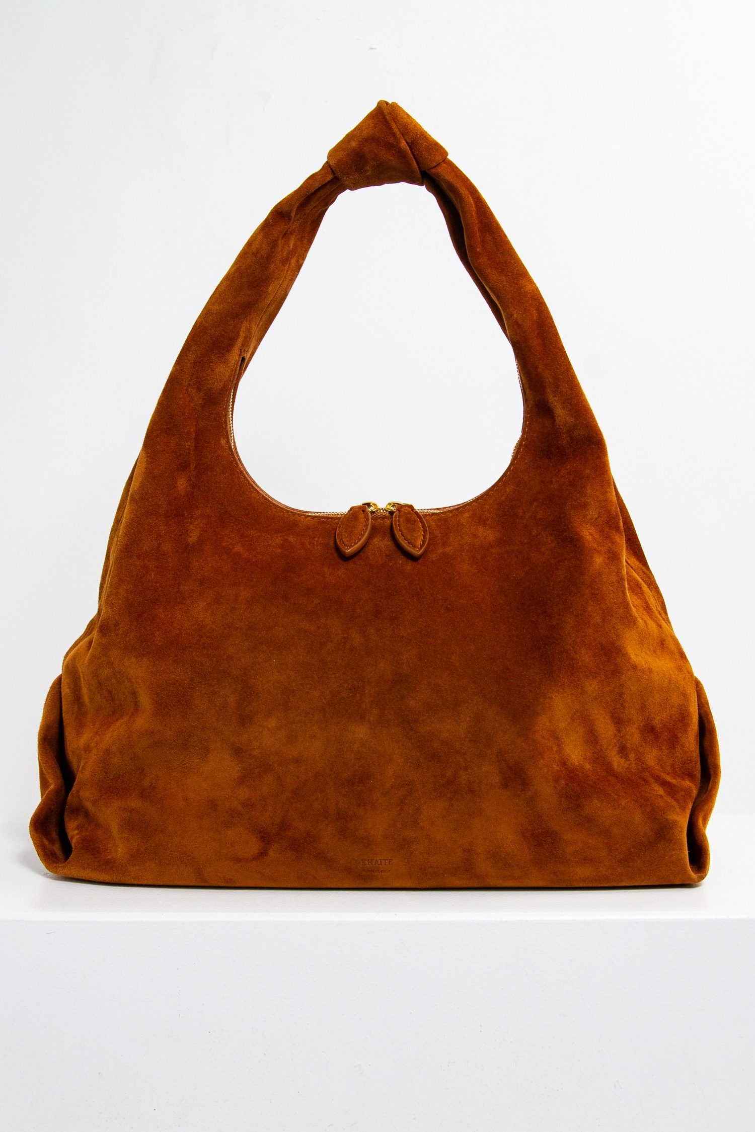 Thumbnail of http://Khaite%20The%20Large%20Beatrice%20Hobo%20Schultertasche