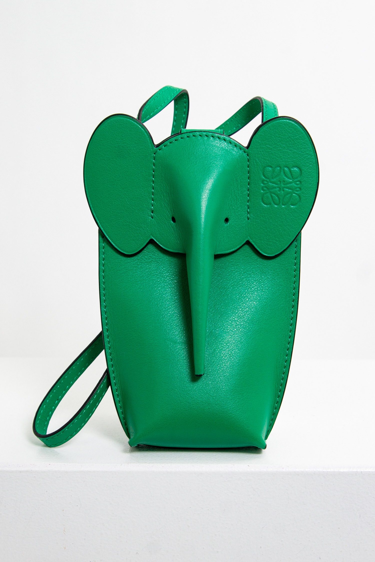 Loewe "Elephant Pocket" Umhängetasche in grün