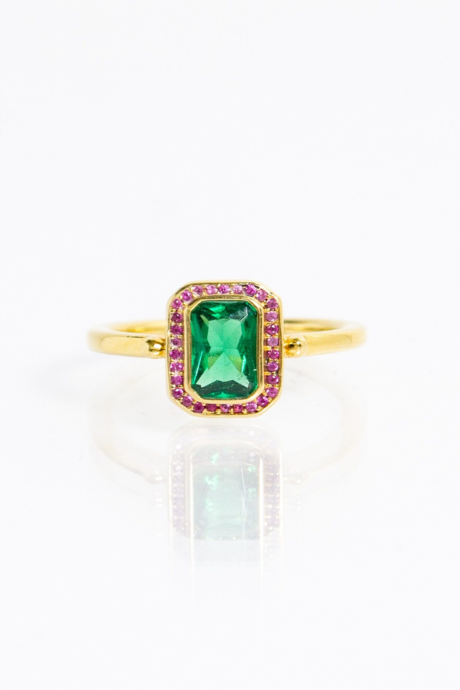 Thumbnail of http://Thomas%20Sabo%20Ring%20mit%20Steinbesatz%20in%20Gold