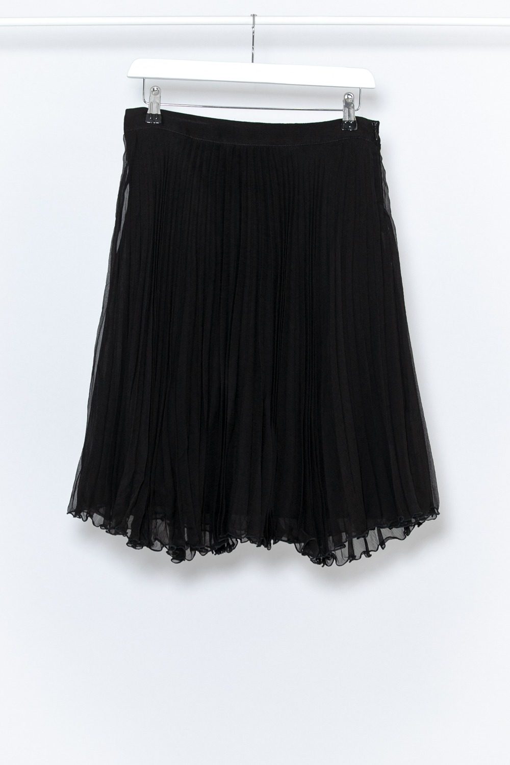 Thumbnail of http://Blugirl%20Blumarine%20plissierter%20Rock%20in%20Schwarz