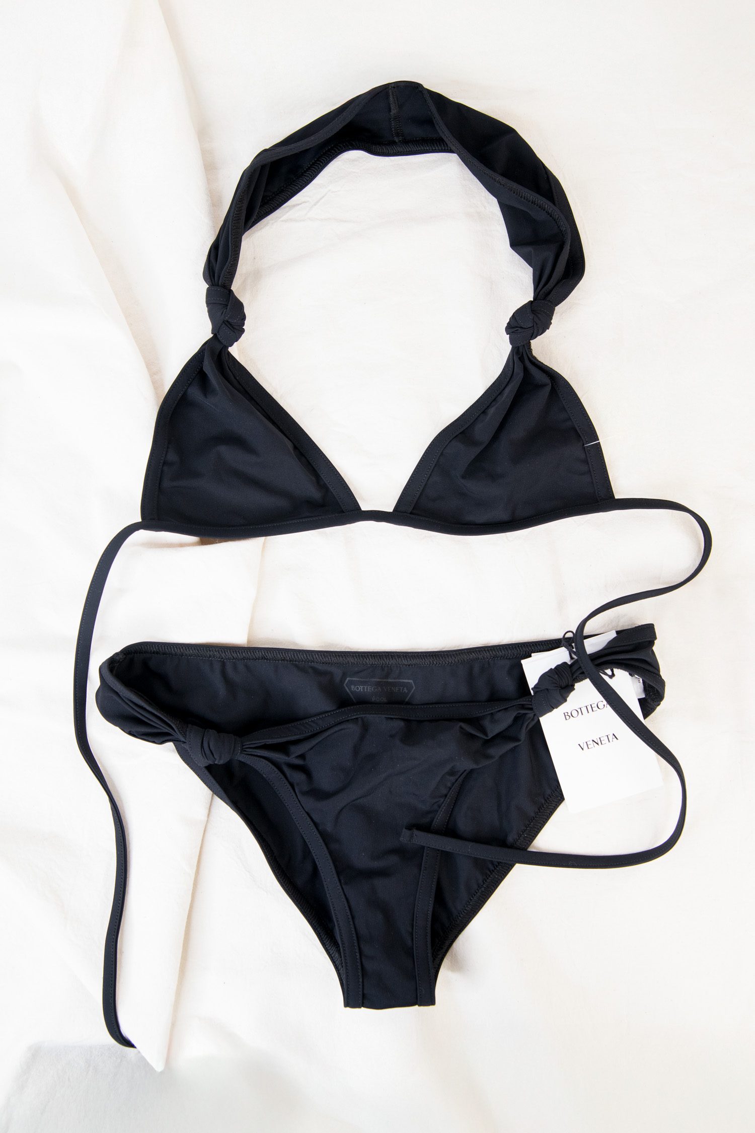 Bottega Veneta Bikini mit Knotendetails in Schwarz