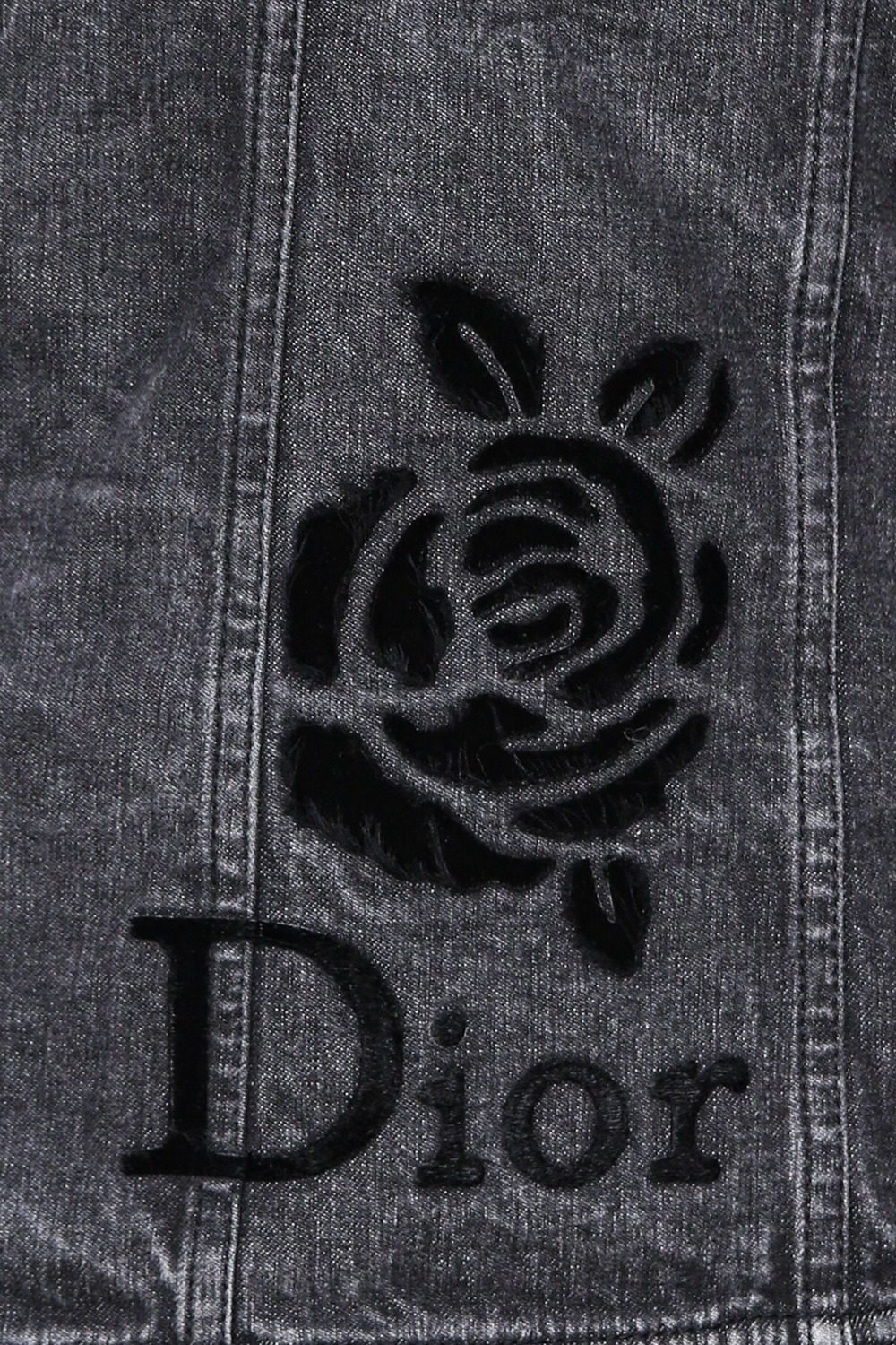 Thumbnail of http://Dior%20Vintage%20Hosenanzug%20aus%20Jeans%20mit%20Rosen-Motiv