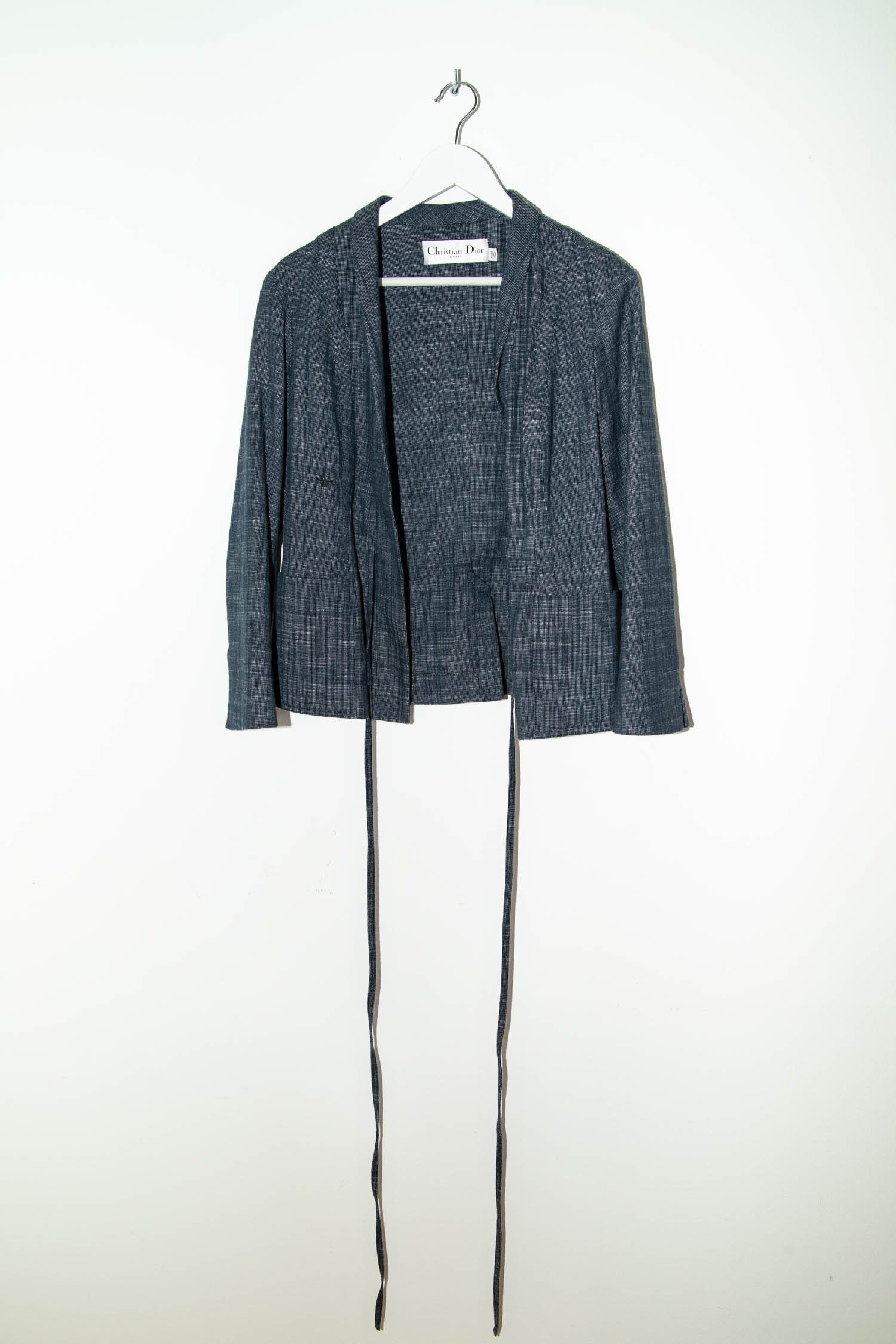Thumbnail of http://Dior%20Blazer%20zum%20Binden%20in%20Denim