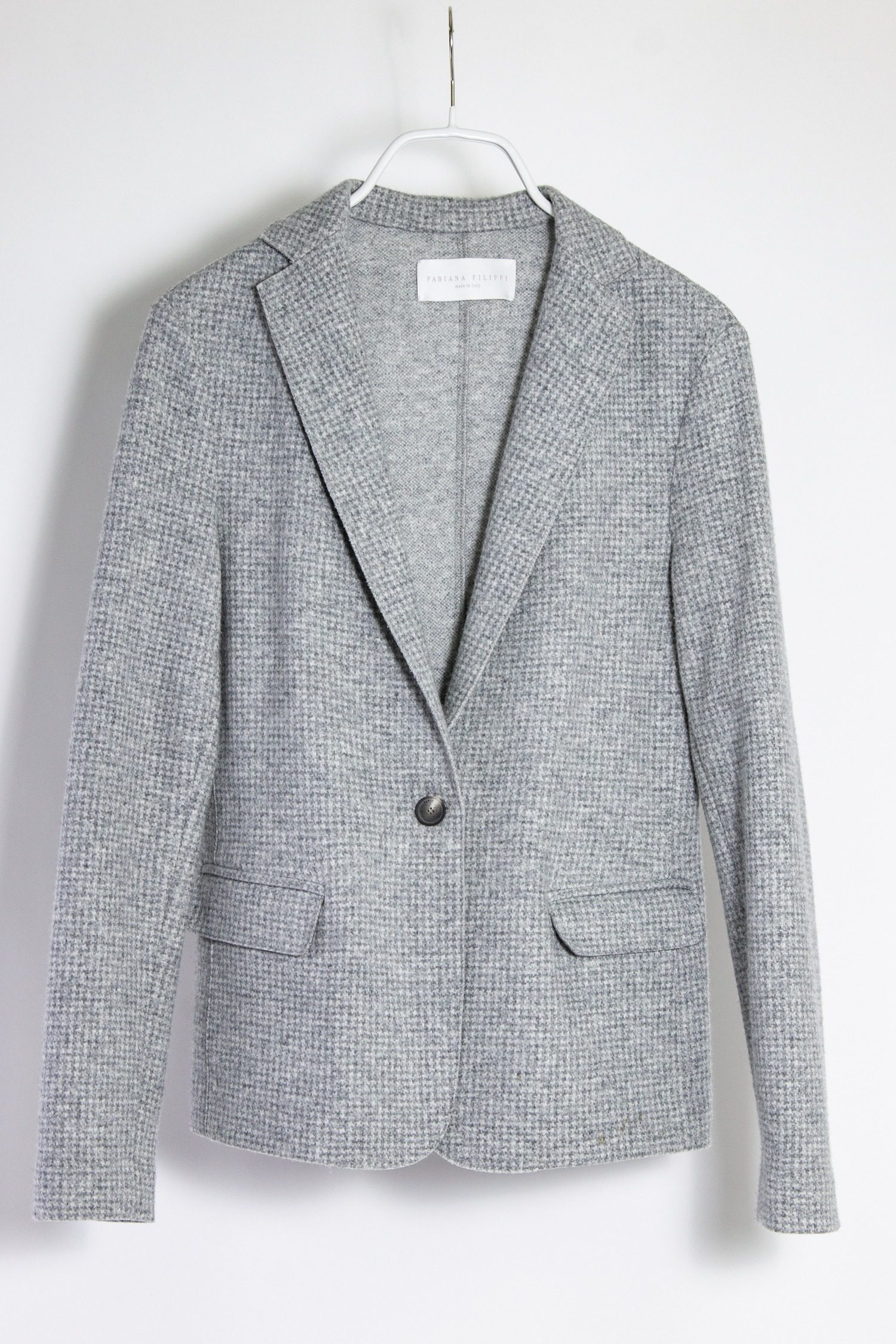 Fabiana Filippi klassischer Blazer aus weichem Material in Grautönen