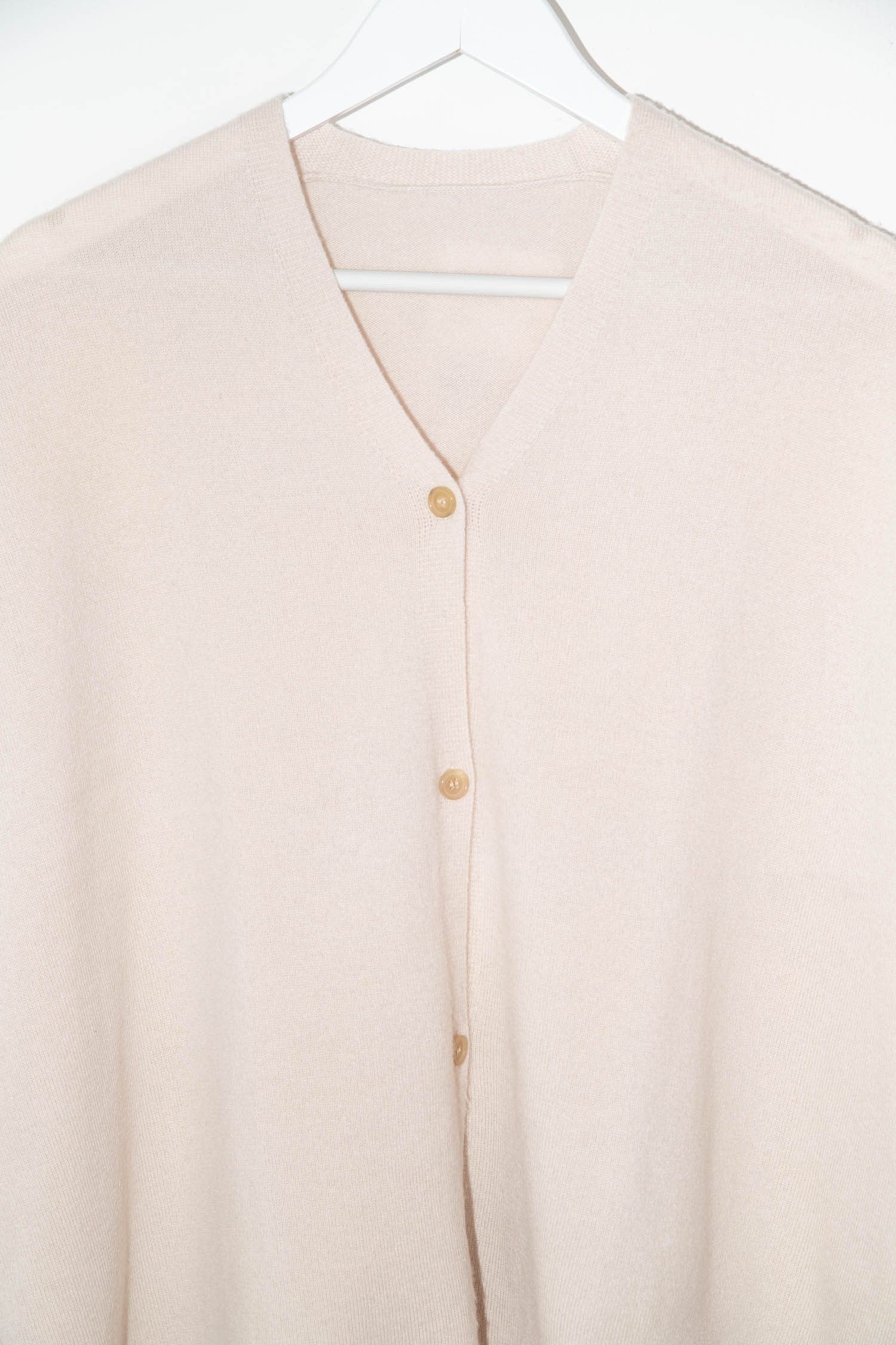 Strickweste in Hellbeige