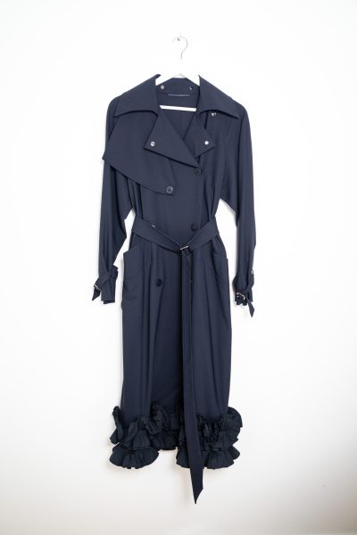 Max Mara langer Trench Coat mit Volants in Dunkelblau